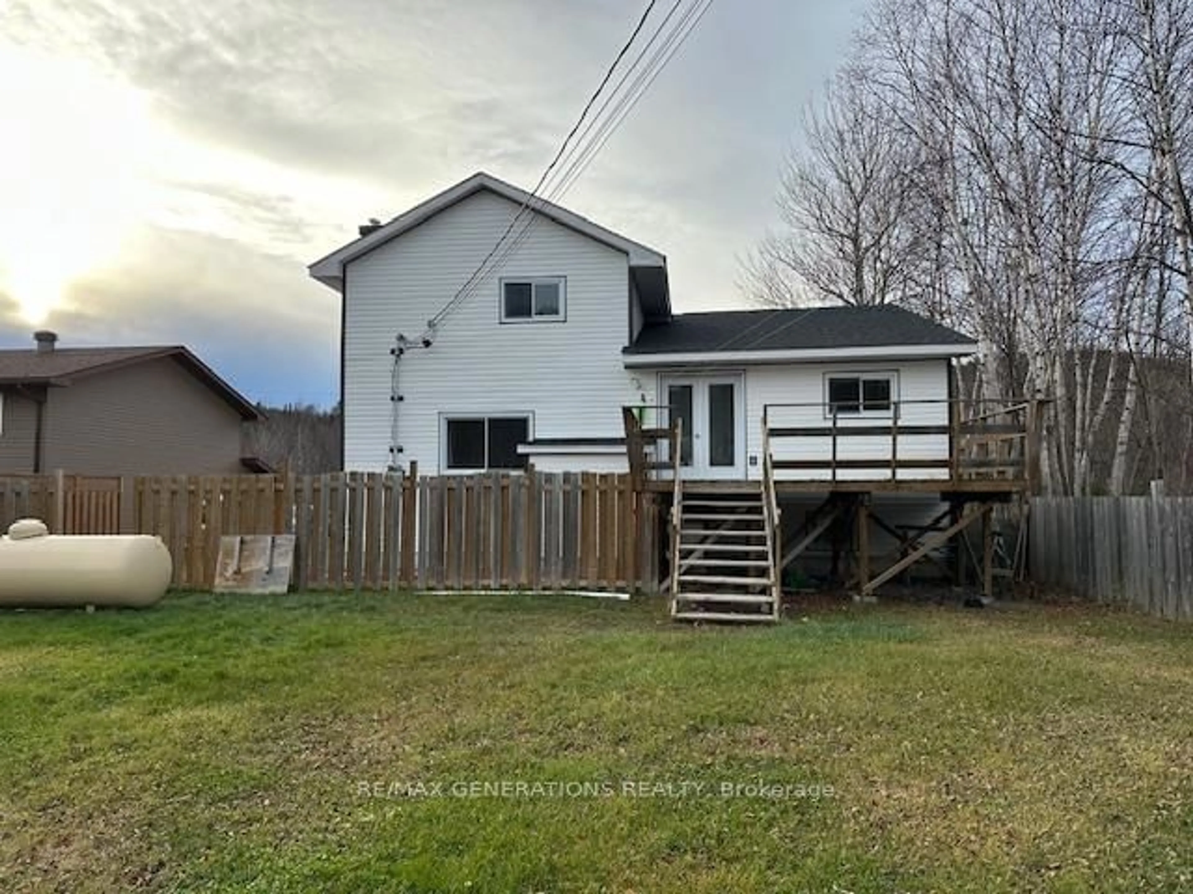 A pic from outside/outdoor area/front of a property/back of a property/a pic from drone, unknown for 113 Centennial Dr, Schreiber Ontario P0T 2S0