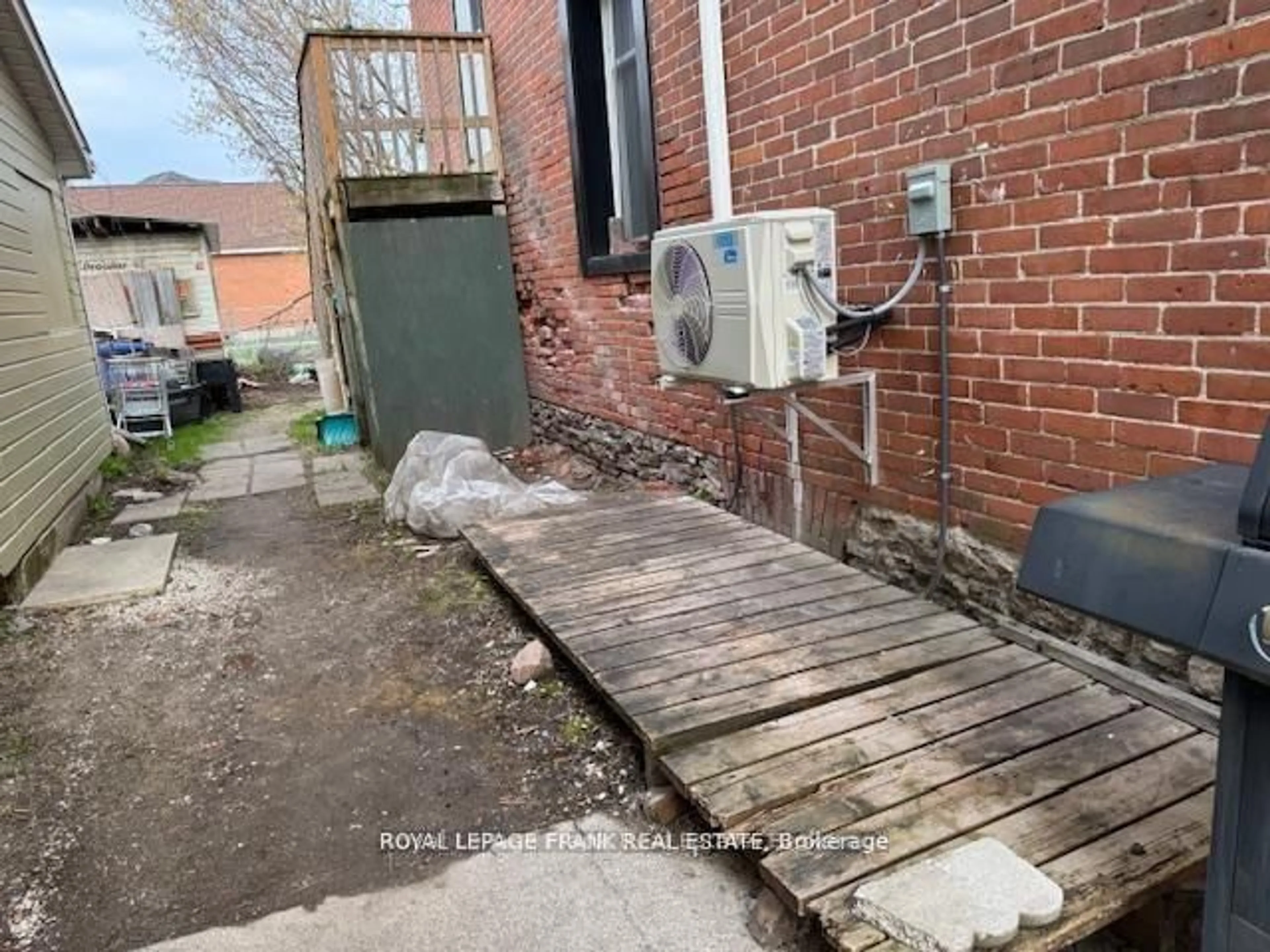 Unknown for 49 Main St, Kawartha Lakes Ontario K0M 1A0