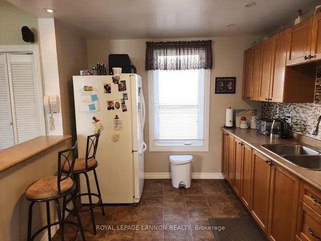 205 ONTARIO St, Schreiber 3