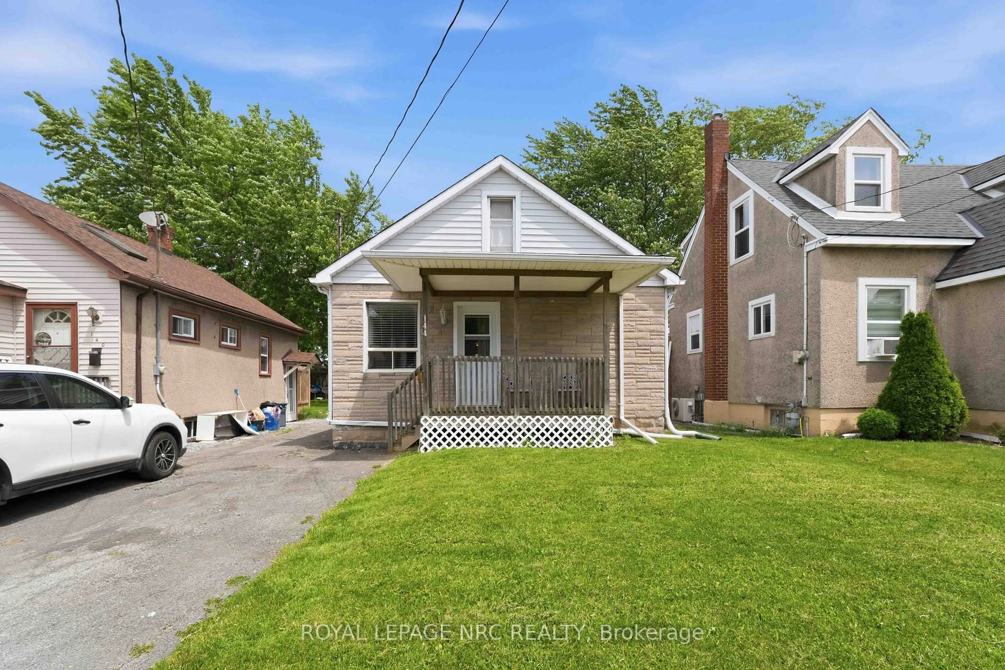 Unknown for 144 Mcalpine Ave, Welland Ontario L3B 1T6