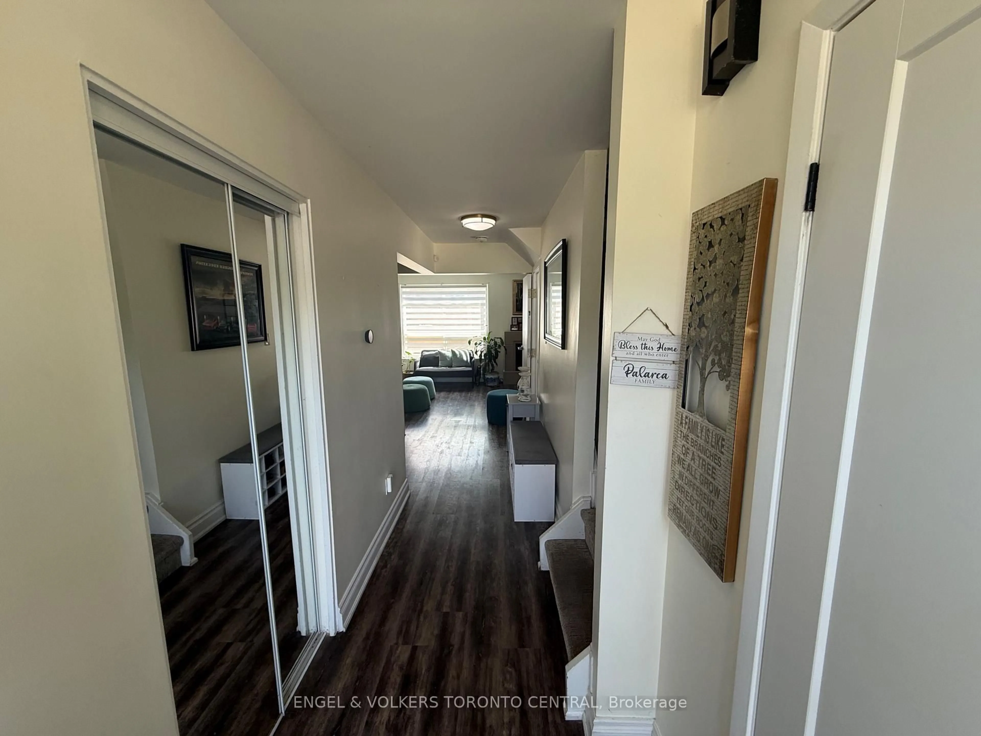 Indoor entryway for 687 College Ave, Guelph Ontario N1G 2Y2