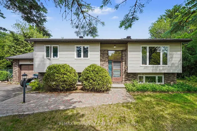 3399 Regburn Dr, Osgoode 2