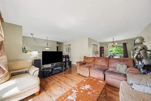 3399 Regburn Dr, Osgoode 5