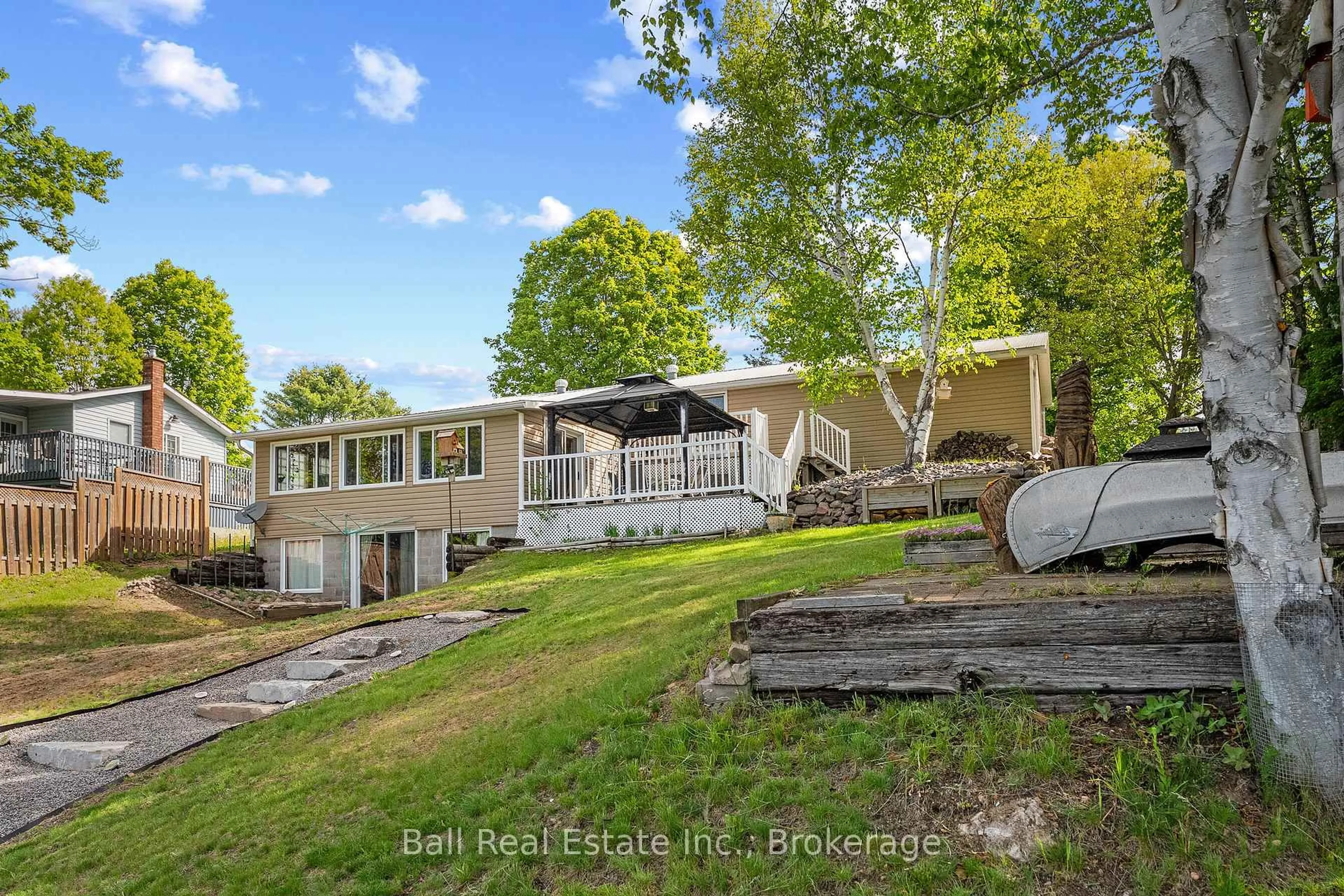 A pic from outside/outdoor area/front of a property/back of a property/a pic from drone, water/lake/river/ocean view for 29 Siddon Lake Pl, Bancroft Ontario K0L 1C0