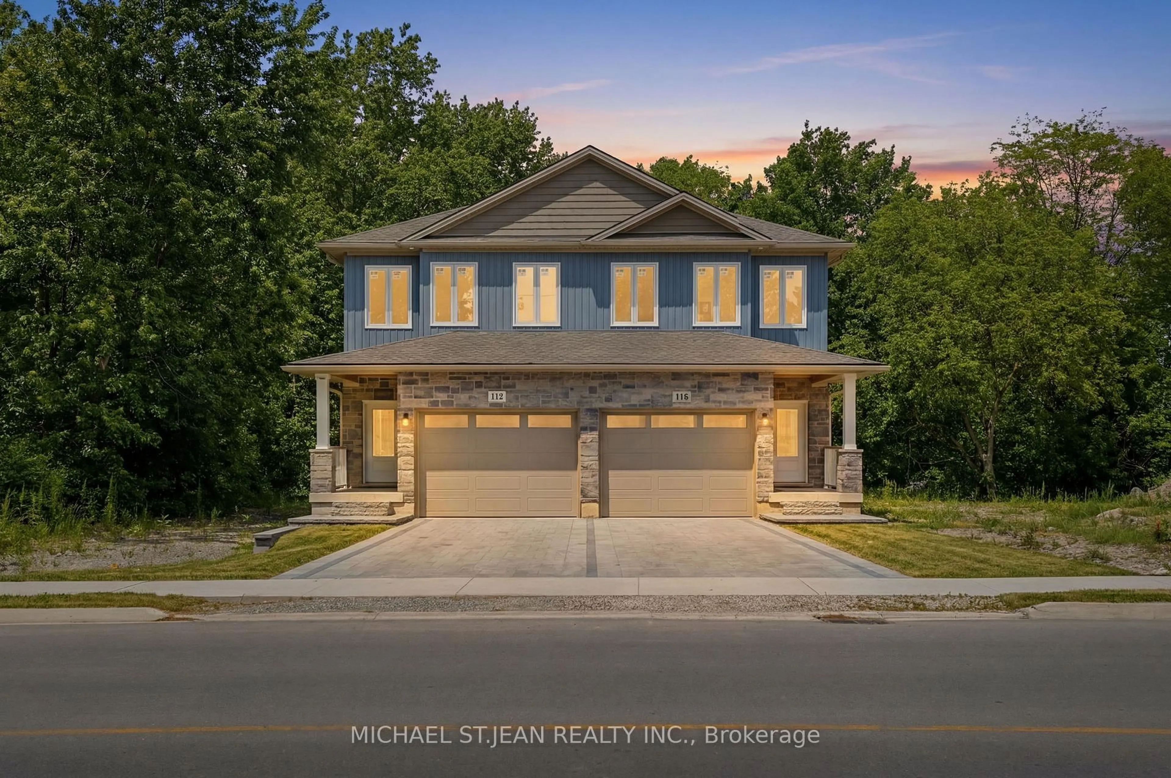 Unknown for 112 Forks Rd, Welland Ontario L3B 5K5