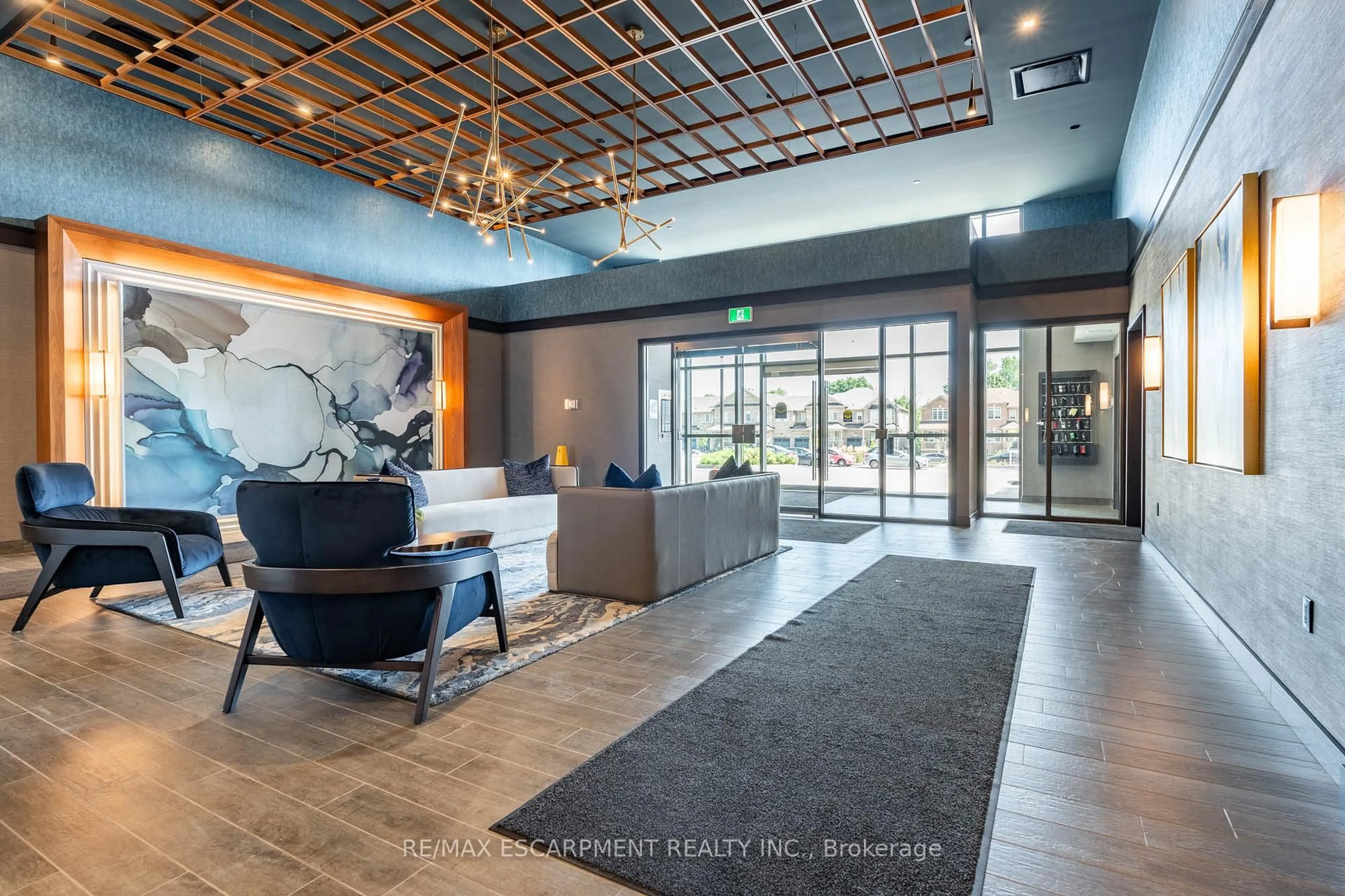 Lobby for 470 Dundas St #225, Hamilton Ontario L8B 2A6