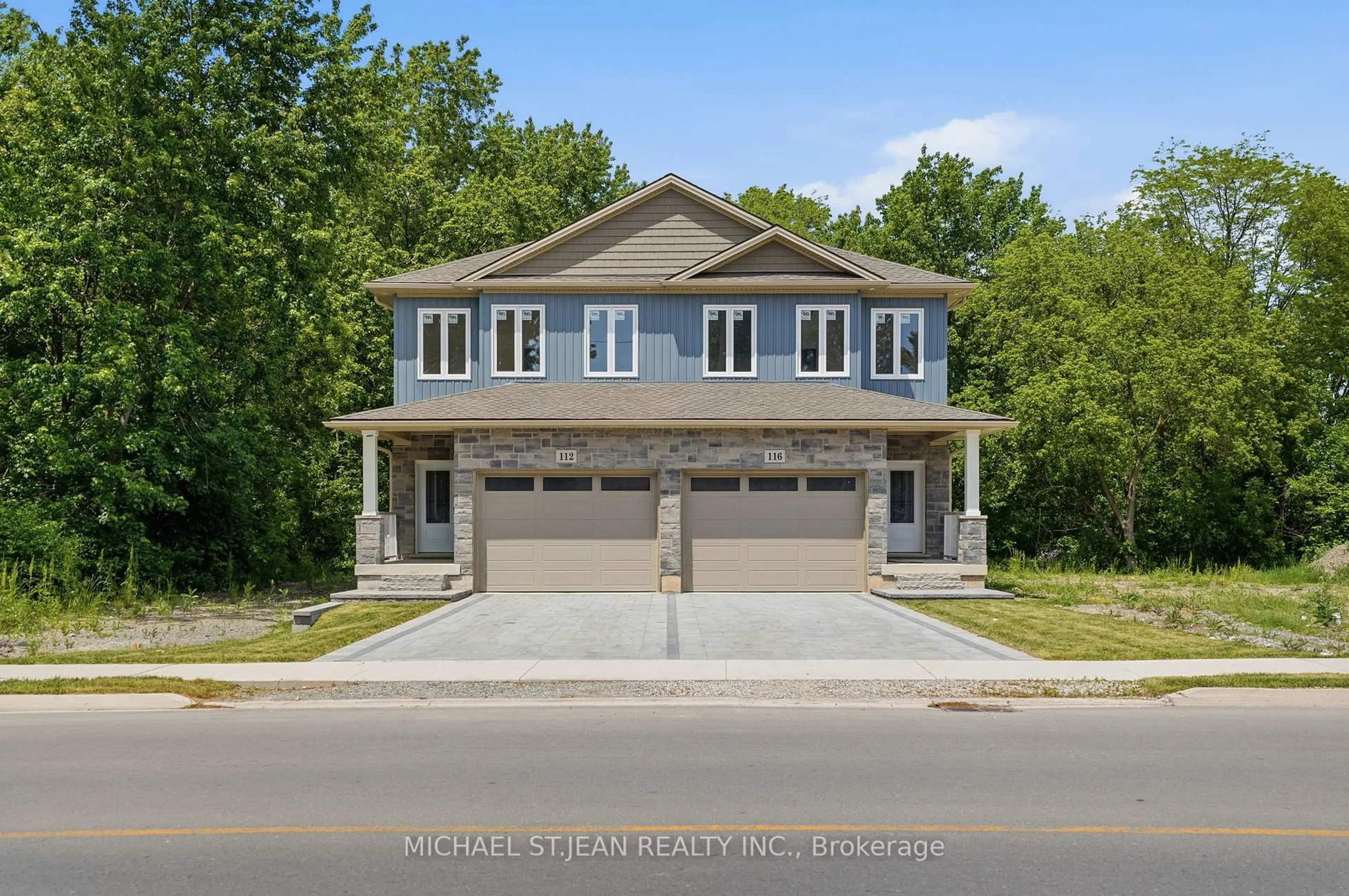 Home with brick exterior material, street for 116 Forks Rd, Welland Ontario L3B 5K5