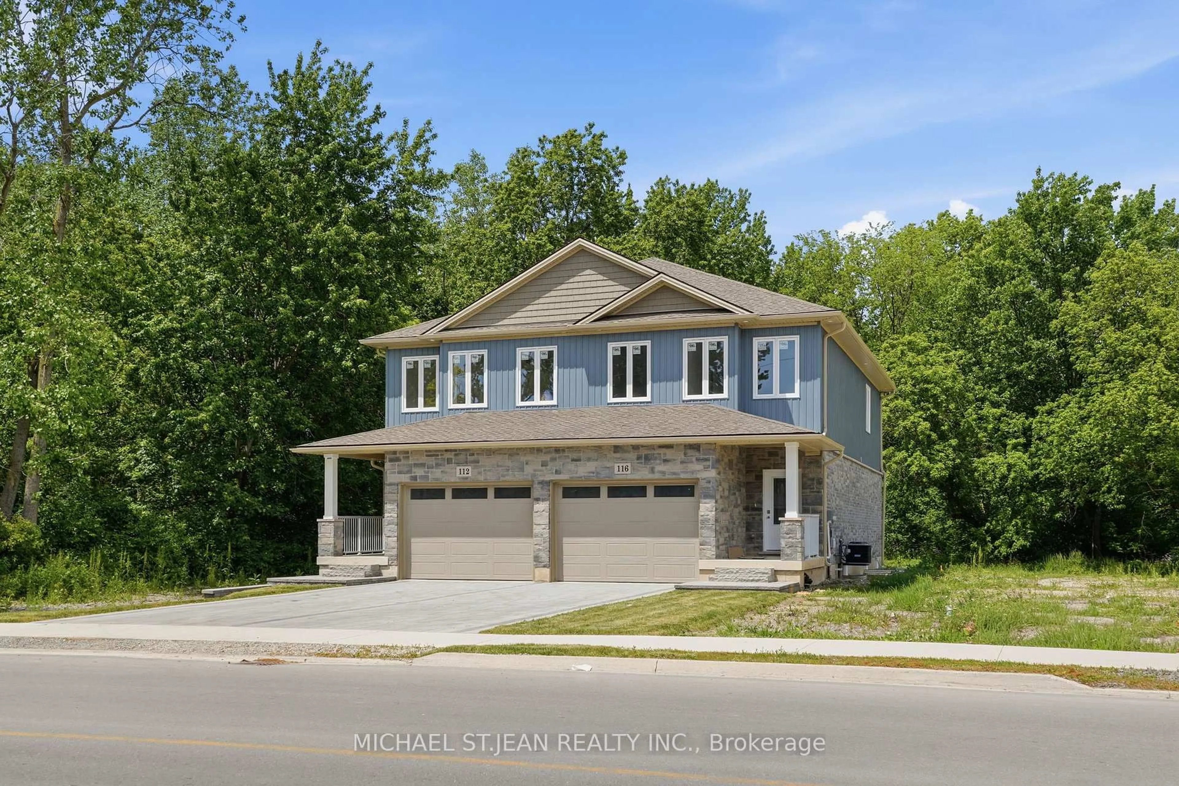 Home with brick exterior material, street for 116 Forks Rd, Welland Ontario L3B 5K5