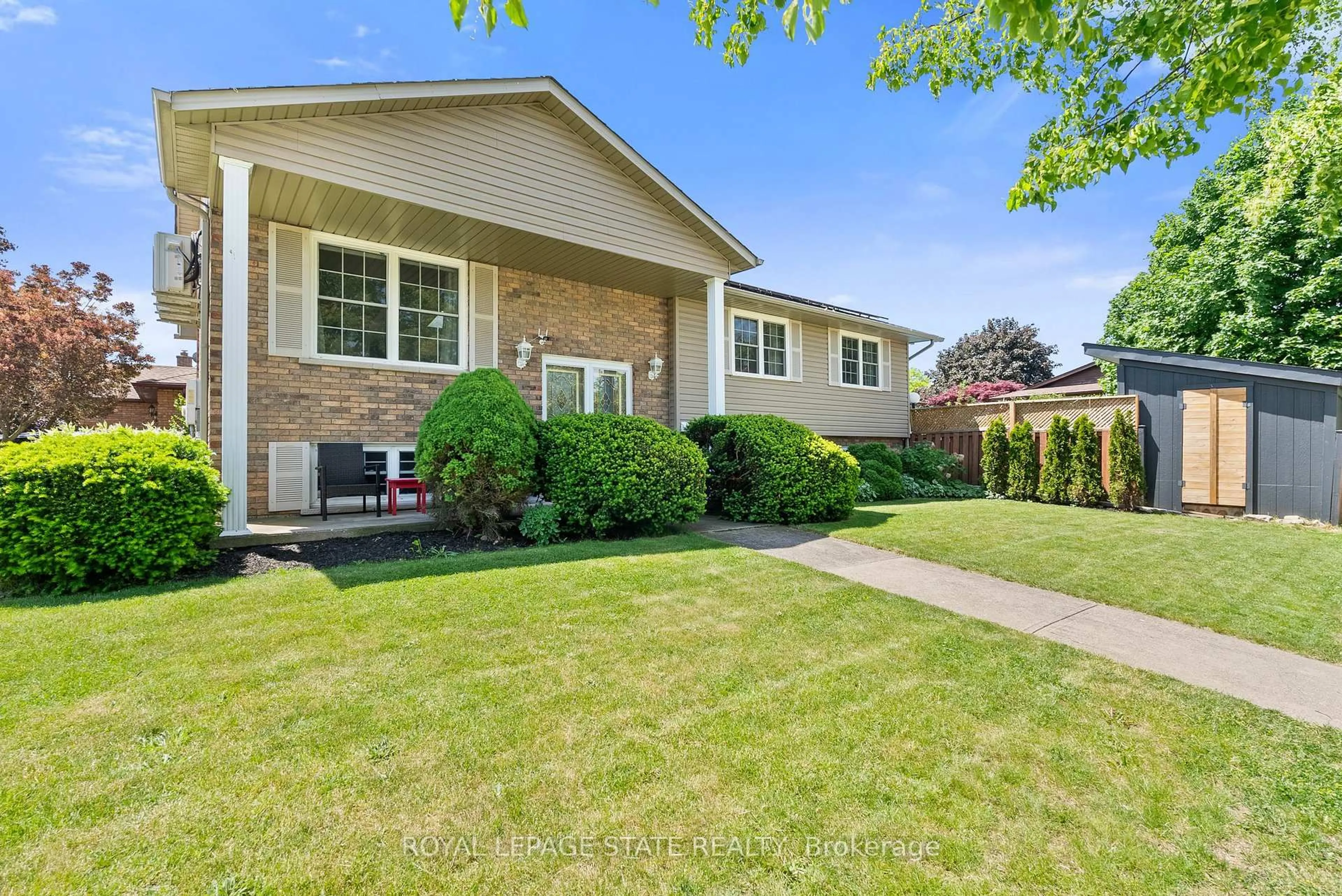 Home with brick exterior material, street for 83 Amberwood St, Hamilton Ontario L8J 1Z8