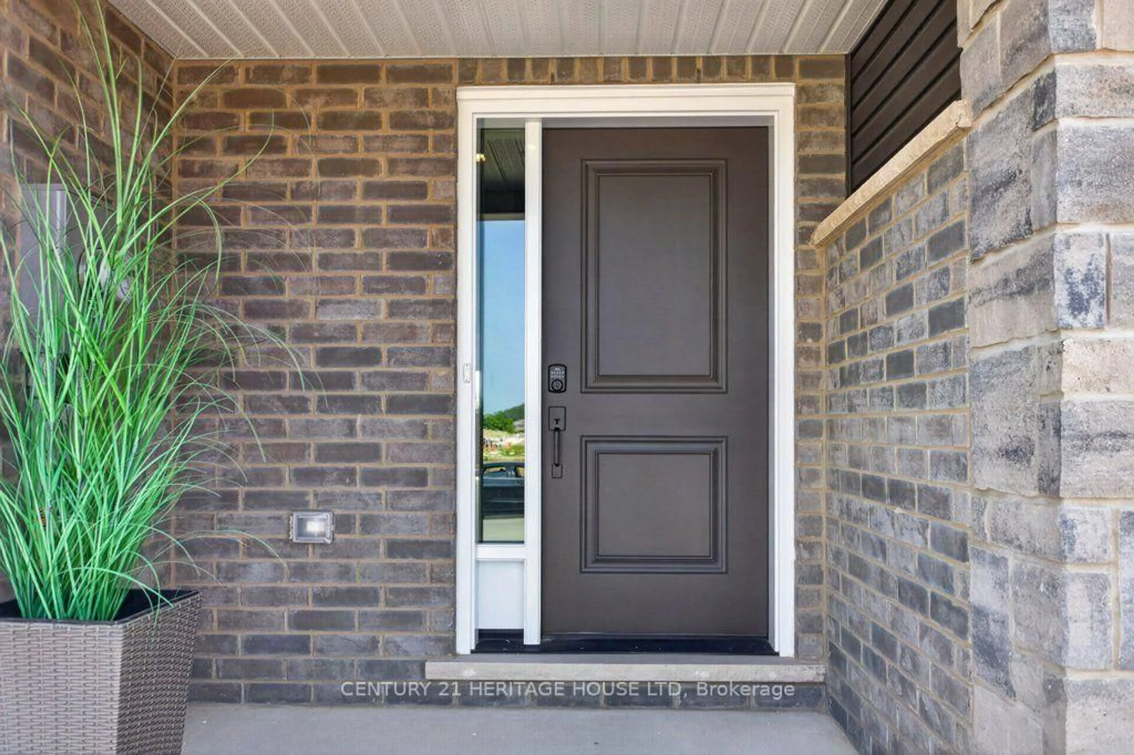 Unknown for 25 Kiln Lane, St. Thomas Ontario N5R 0S2