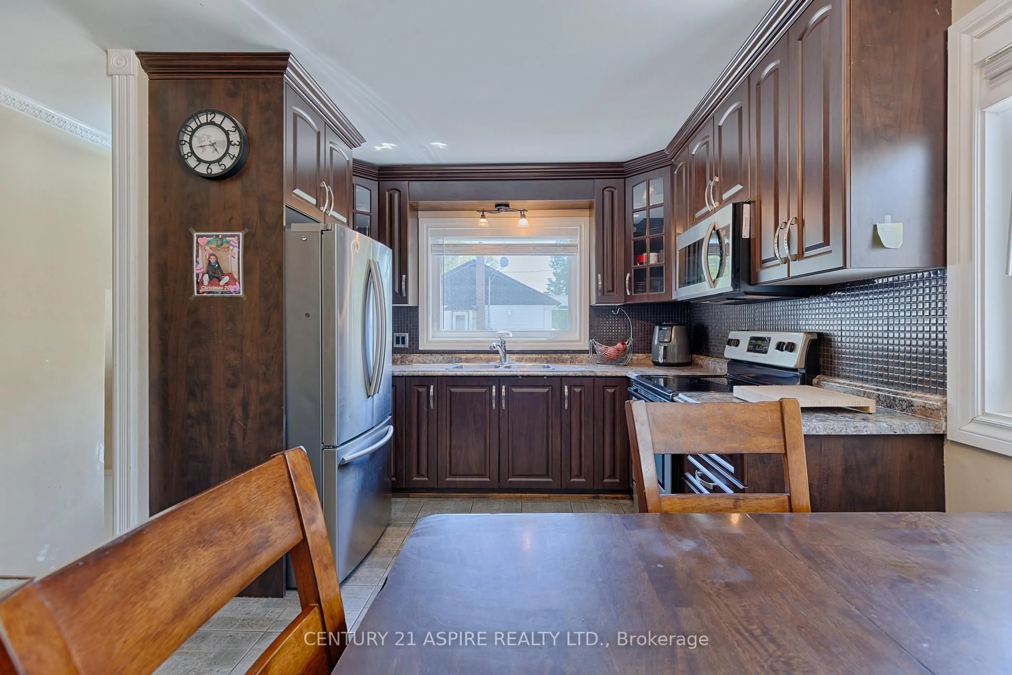 Unknown for 64 Laurentian Dr, Petawawa Ontario K8H 2M3