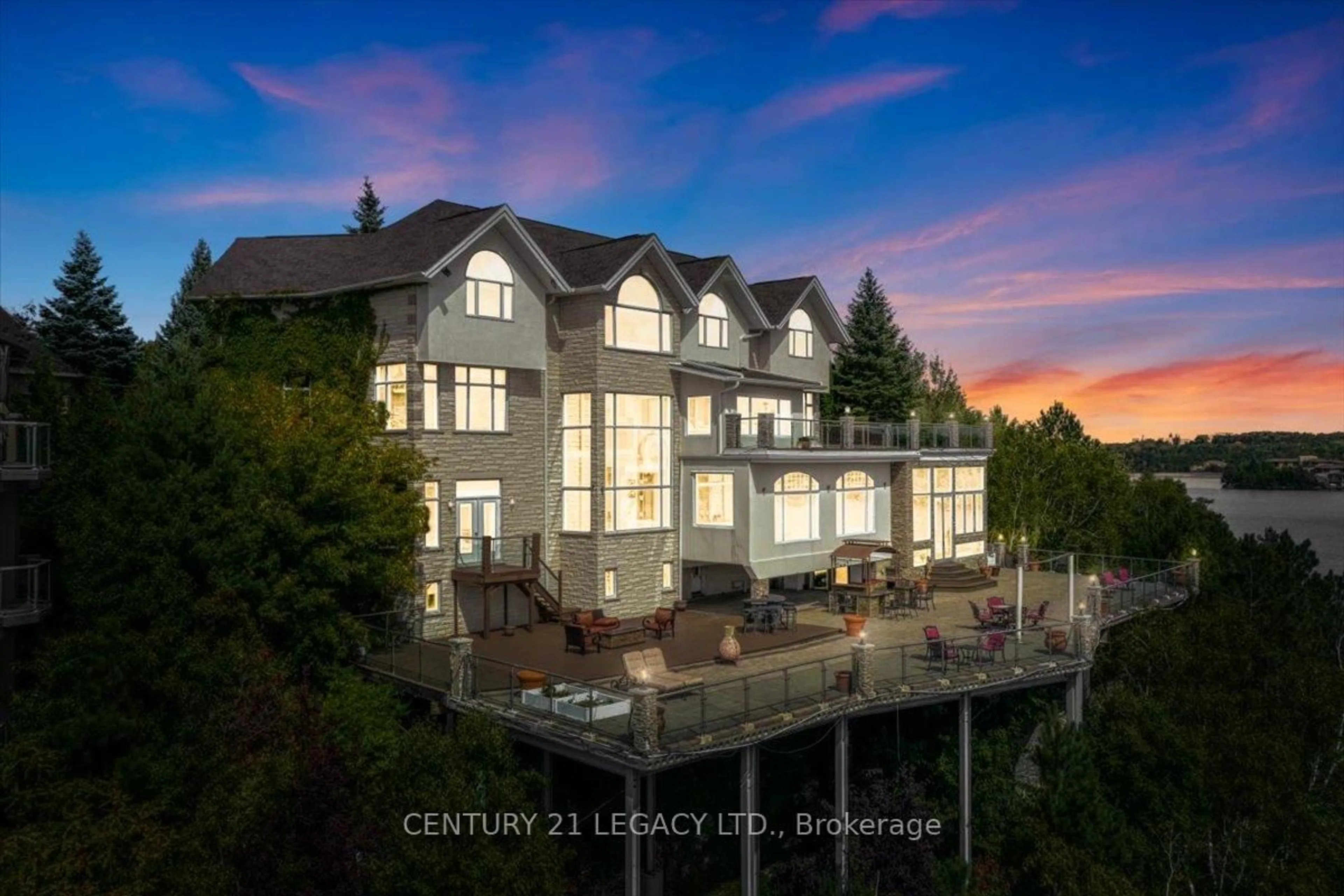 A pic from outside/outdoor area/front of a property/back of a property/a pic from drone, water/lake/river/ocean view for 376 Maki Ave, Greater Sudbury Ontario P3E 2P2