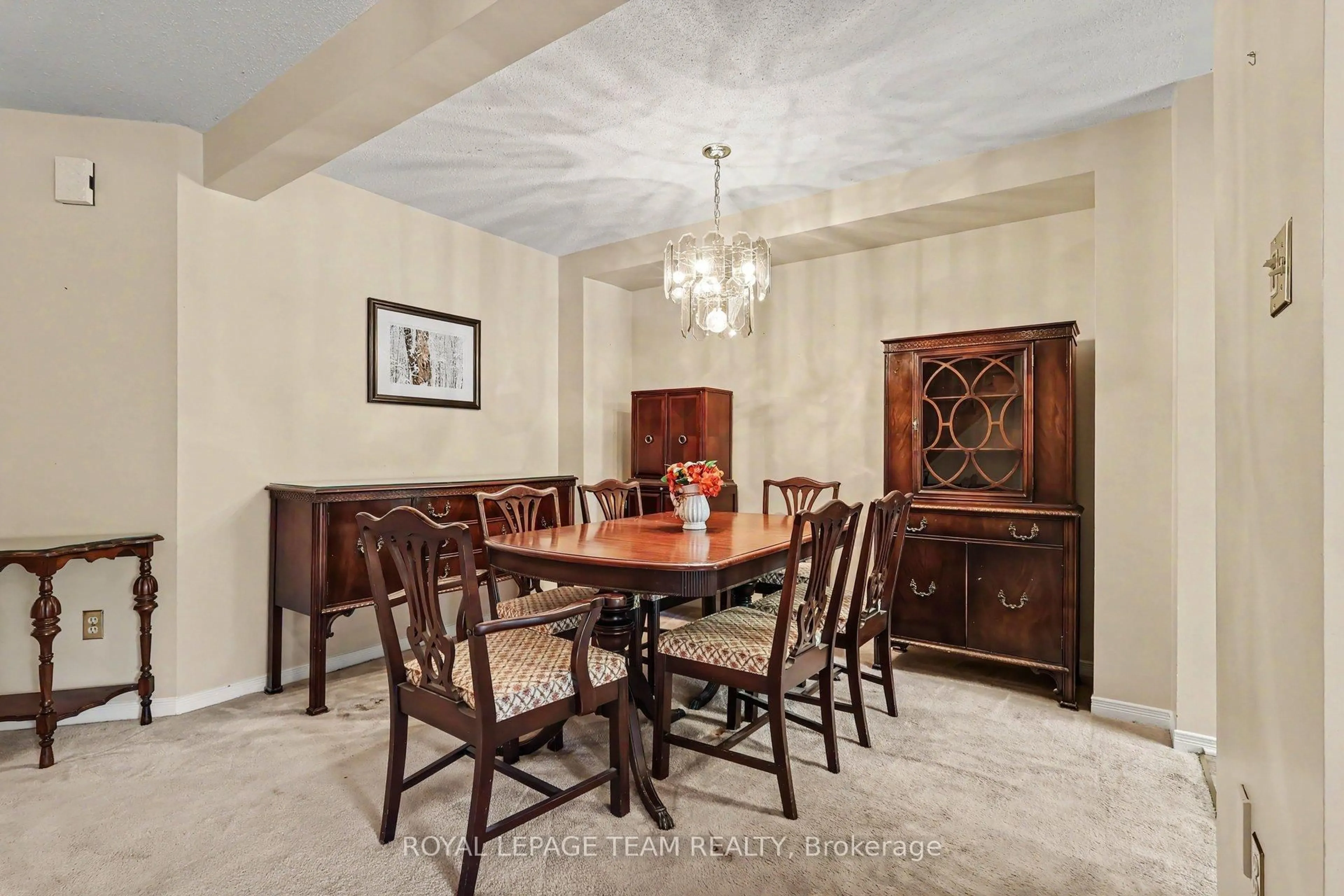 Dining room, unknown for 36 Southport Dr, Ottawa Ontario K1T 3E7