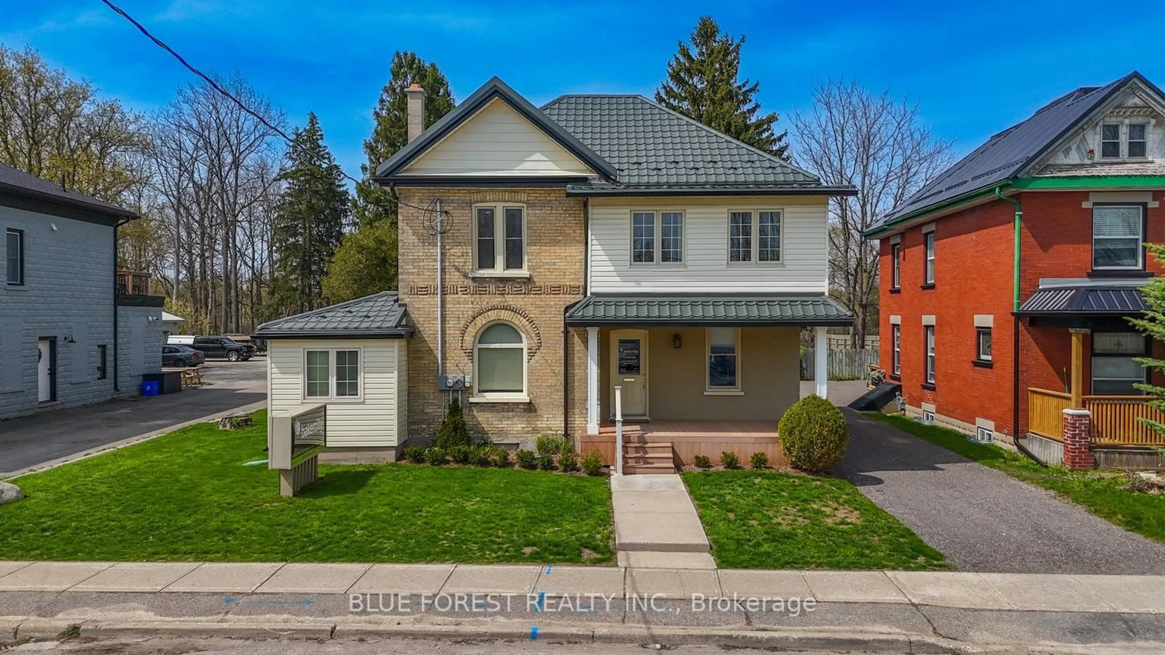Home with brick exterior material, street for 4174 Catherine St, Thames Centre Ontario N0L 1G0