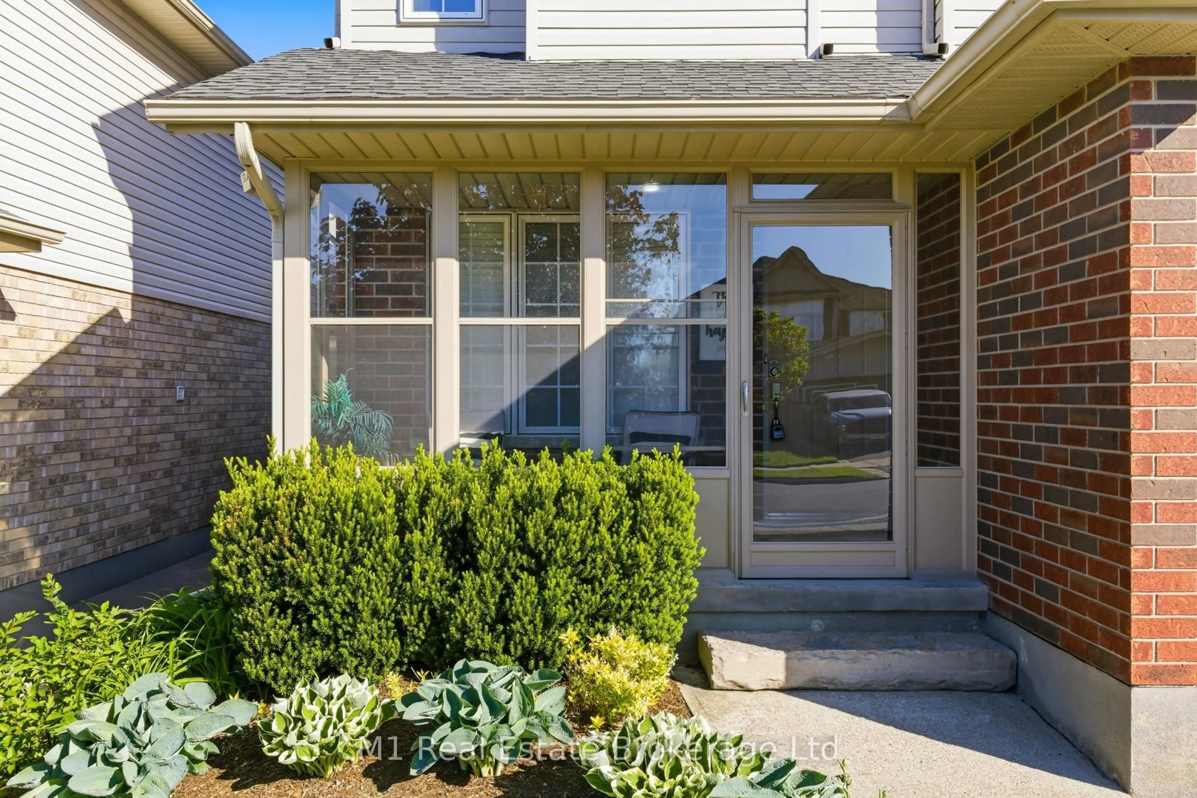 Unknown for 30 Creekside Dr, Guelph Ontario N1E 0C2