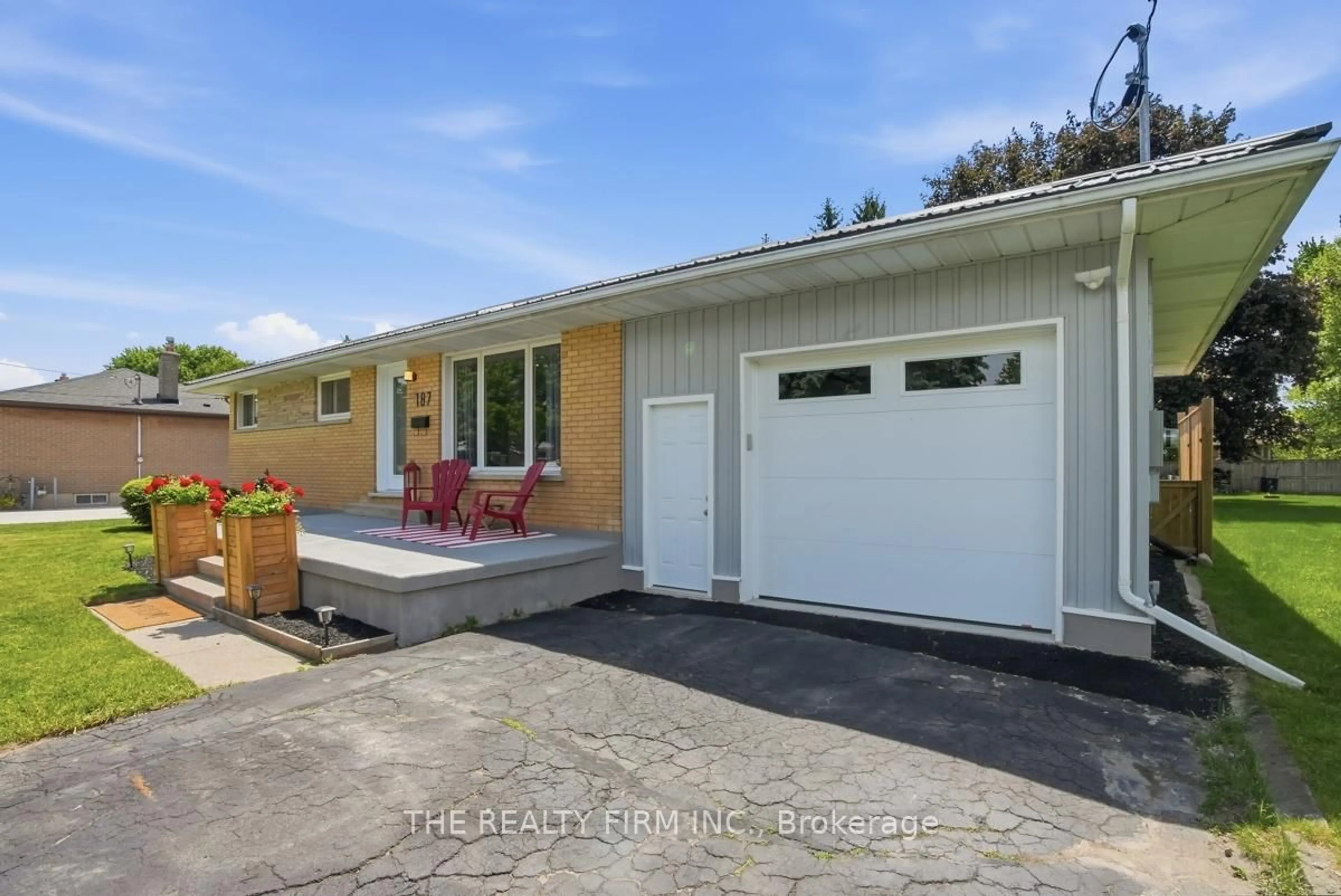 Home with vinyl exterior material, street for 187 Byron St, Zorra Ontario N0M 2M0