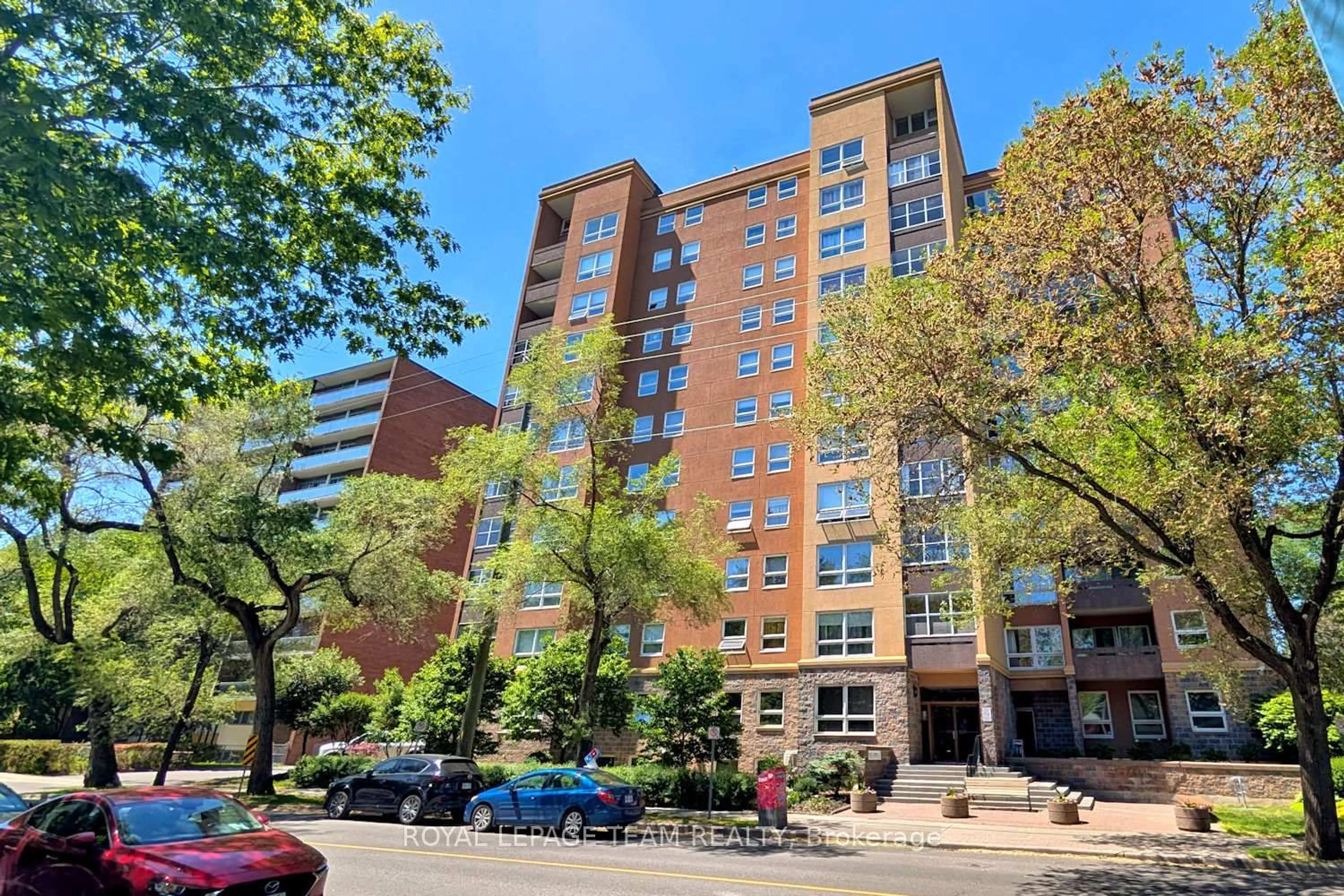 Unknown for 373 Laurier Ave #5, Ottawa Ontario K1N 8X6
