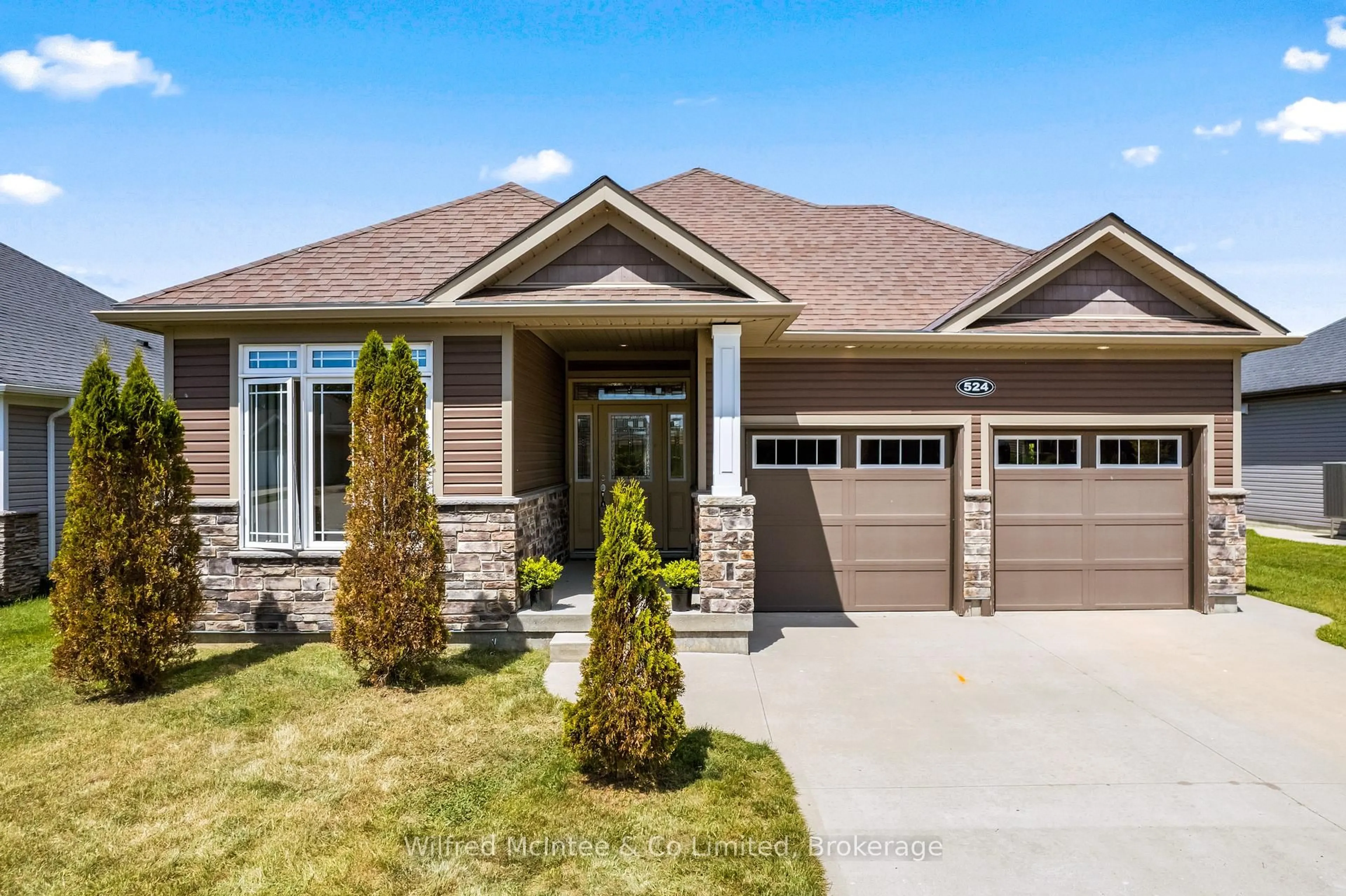 Home with brick exterior material, street for 524 Stornoway, Huron-Kinloss Ontario N2Z 0A4