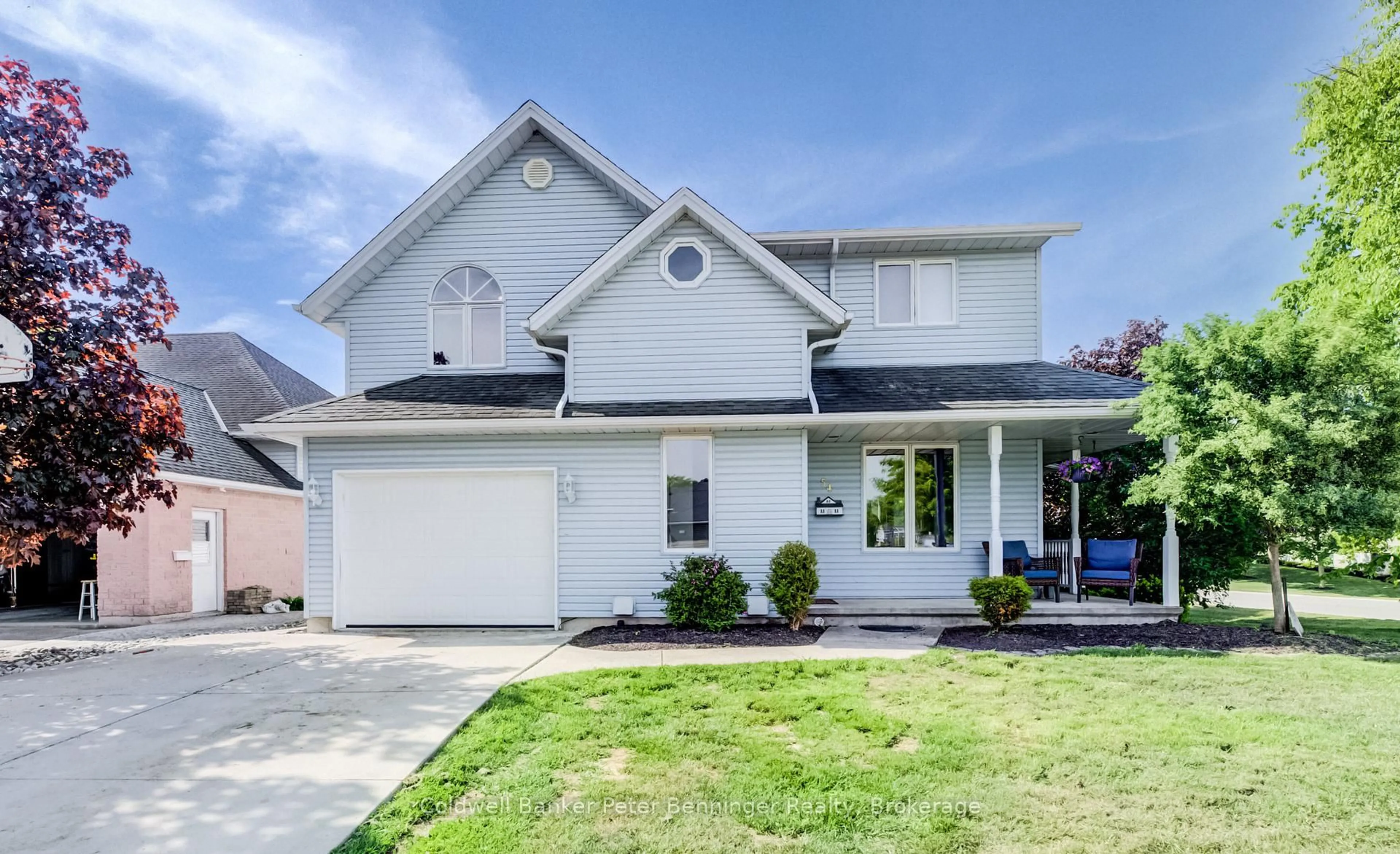 Home with vinyl exterior material, street for 54 Ellen Ave, Brockton Ontario N0G 2V0
