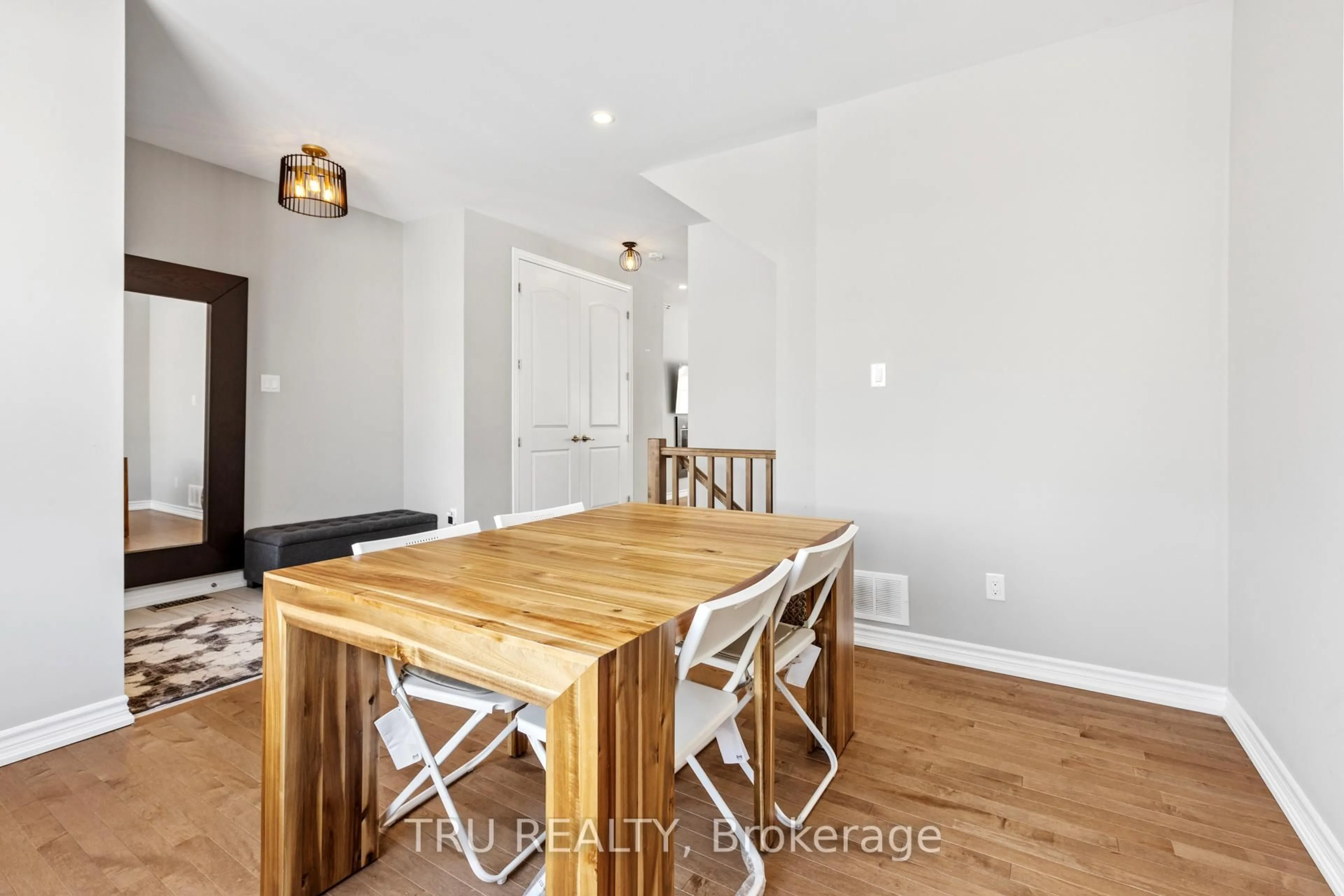 Dining room, wood/laminate floor for 34 Coppermine St, Ottawa Ontario K2J 6P7