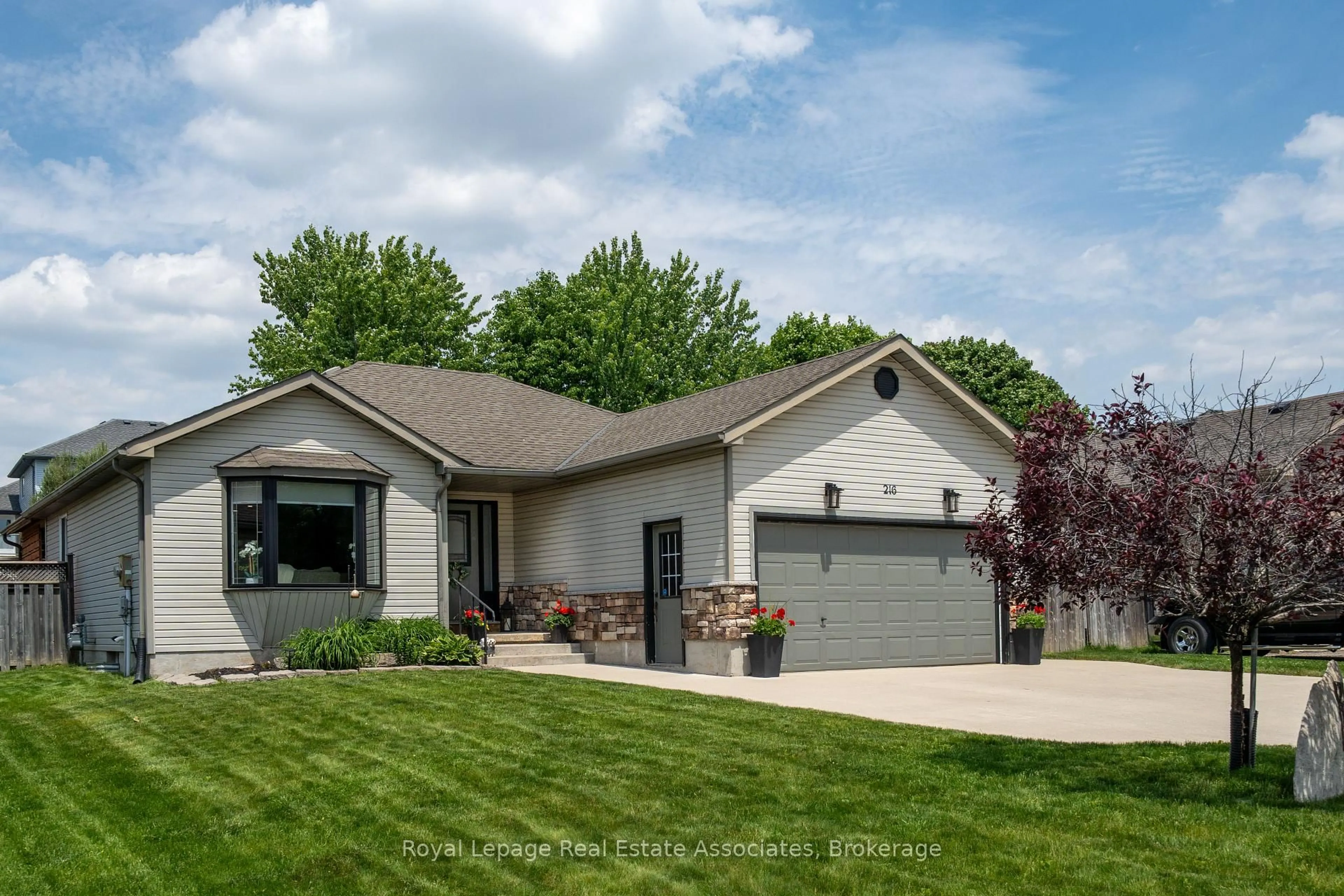 Home with vinyl exterior material, street for 216 Fennel St, Blandford-Blenheim Ontario N0J 1S0