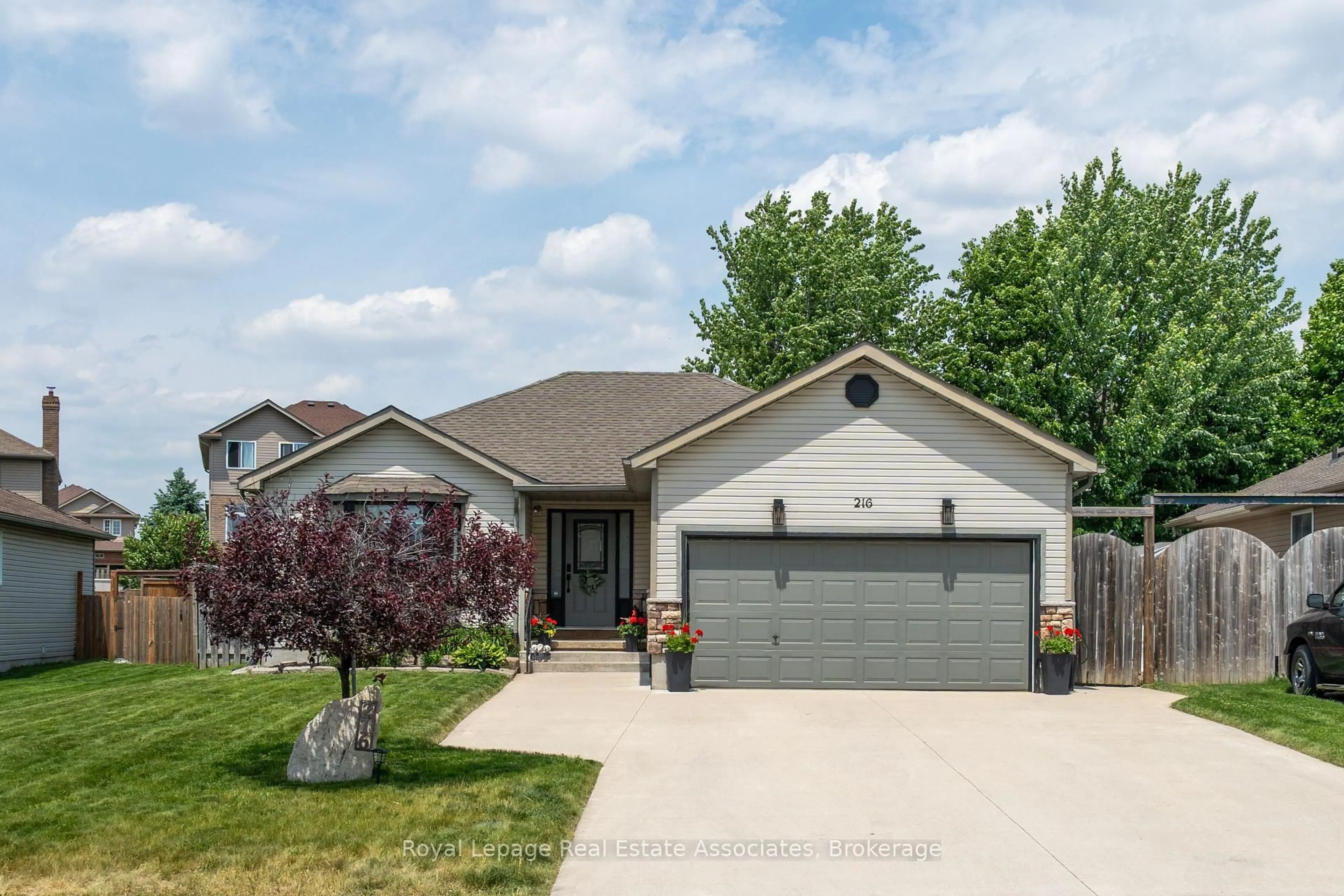 Home with vinyl exterior material, street for 216 Fennel St, Blandford-Blenheim Ontario N0J 1S0