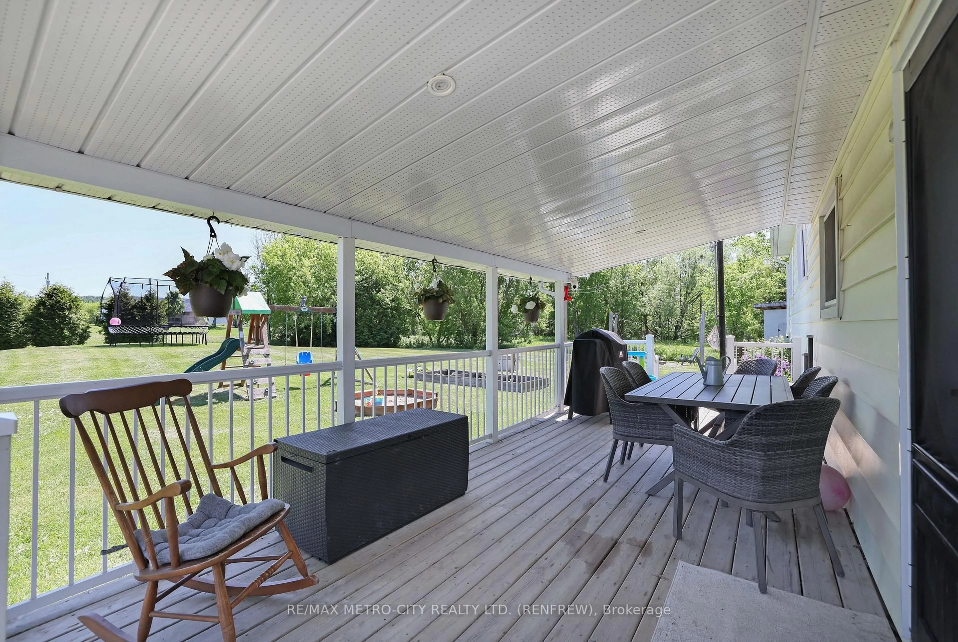 Patio, unknown for 8 FENNESSY Lane, Renfrew Ontario K7V 3Z5