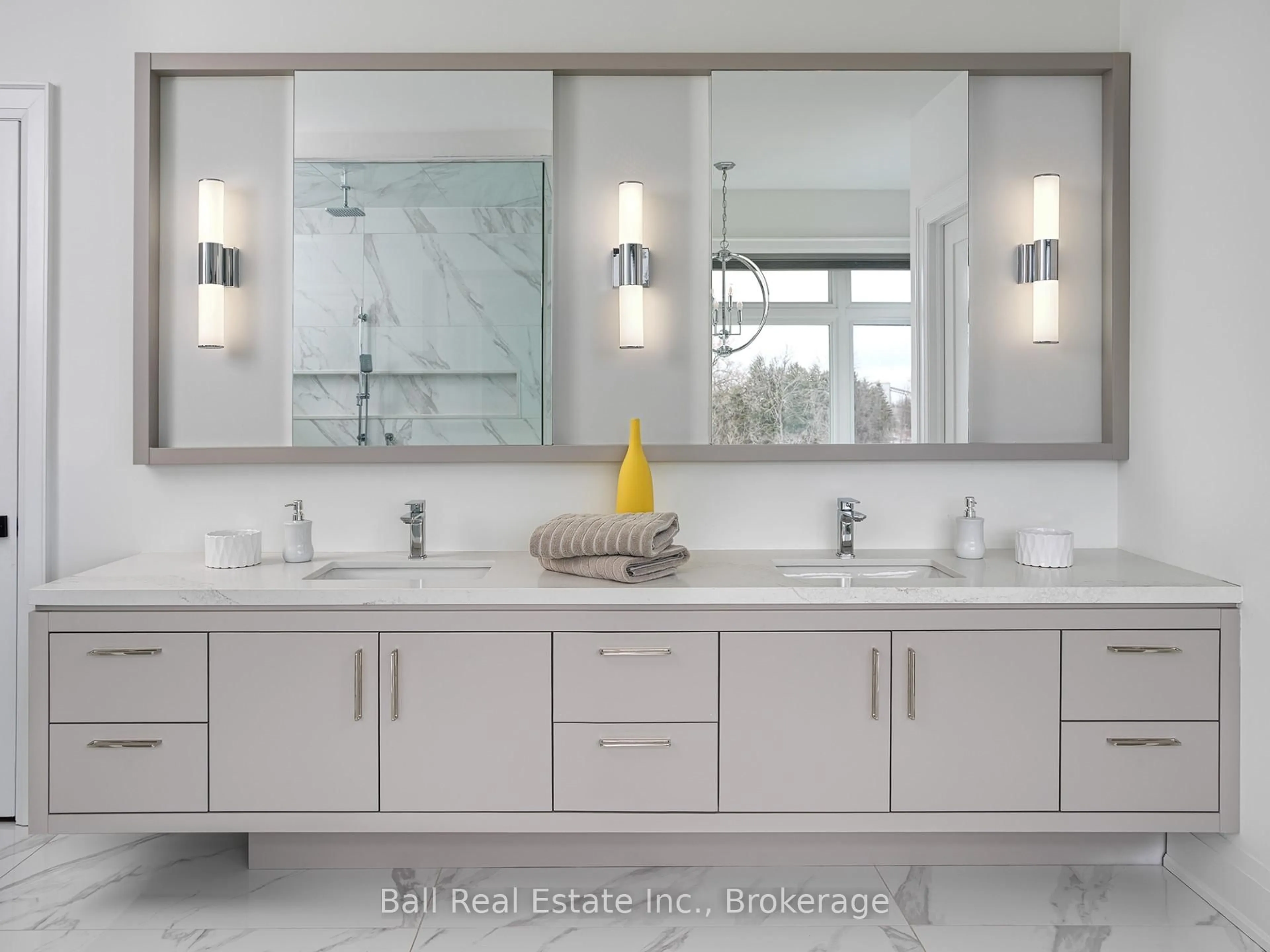 Contemporary bathroom, ceramic/tile floor for 43 Hemlock Cres, Kawartha Lakes Ontario K0M 1A0