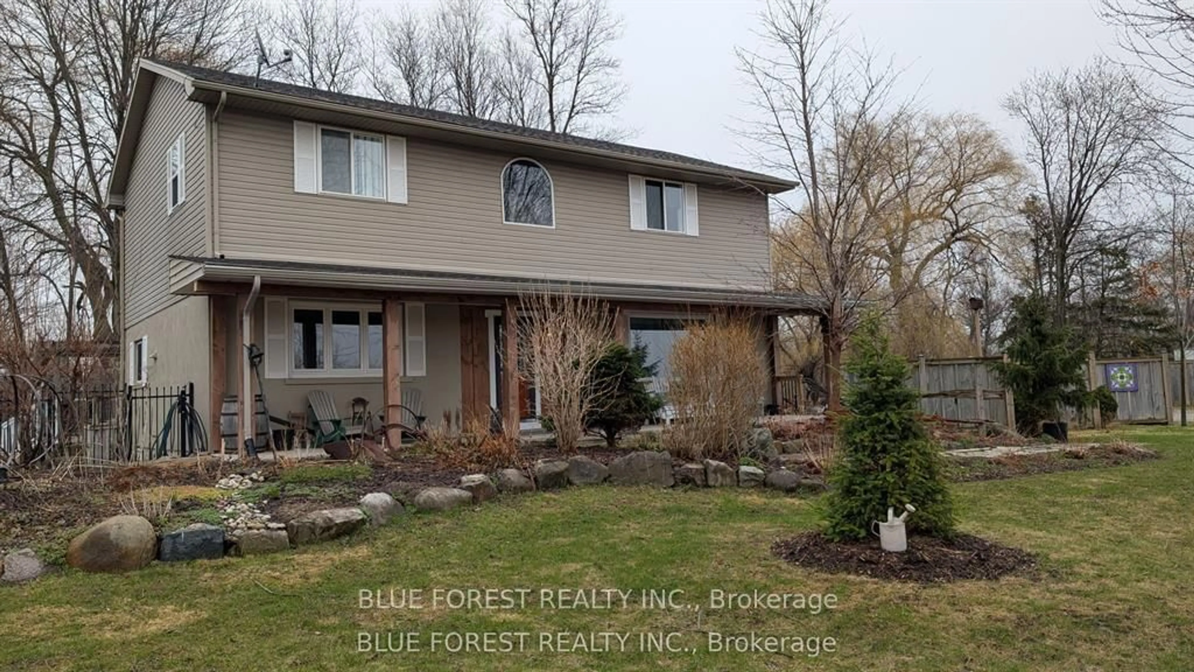 Home with vinyl exterior material, street for 21948 Adelaide St, Middlesex Centre Ontario N0M 1C0