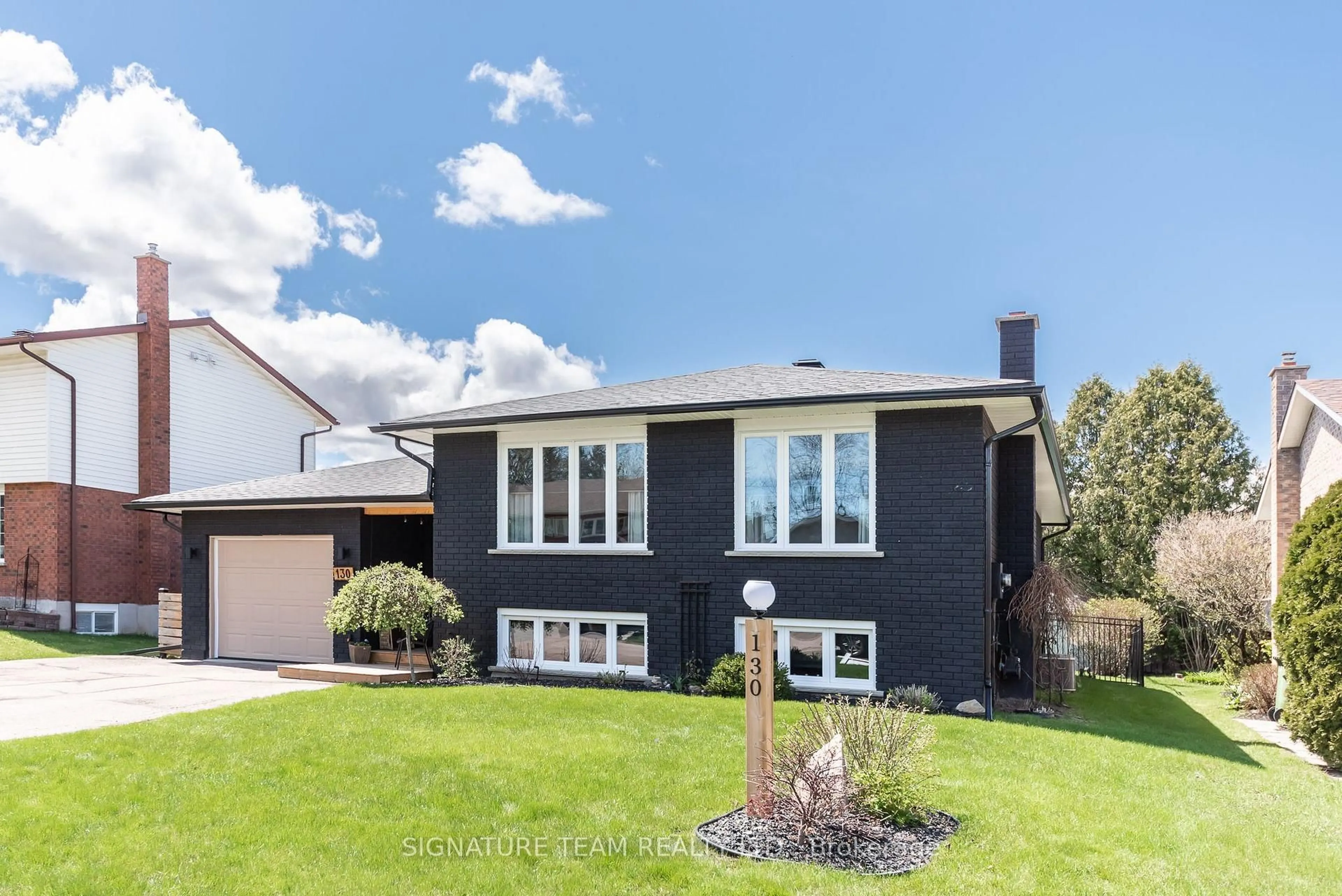 Home with vinyl exterior material, street for 130 Noik Dr, Pembroke Ontario K8A 8B8