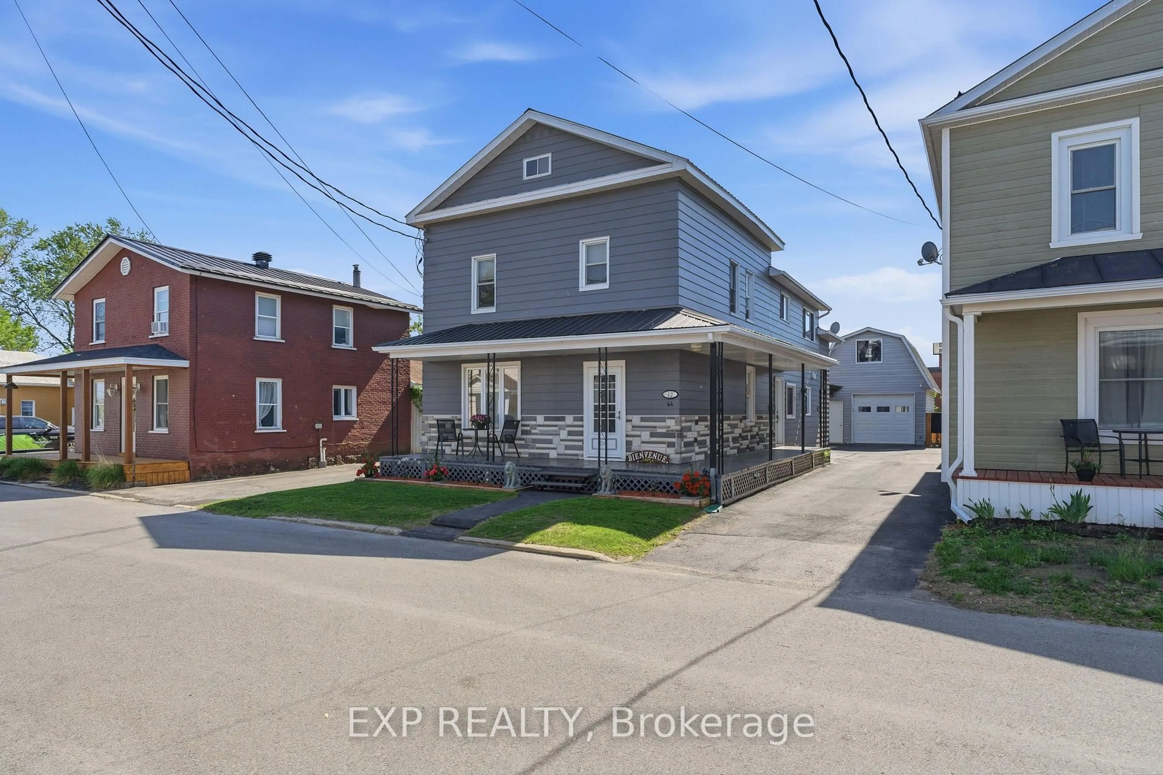 Unknown for 42 DU MOULIN St, Alfred and Plantagenet Ontario K0B 1A0