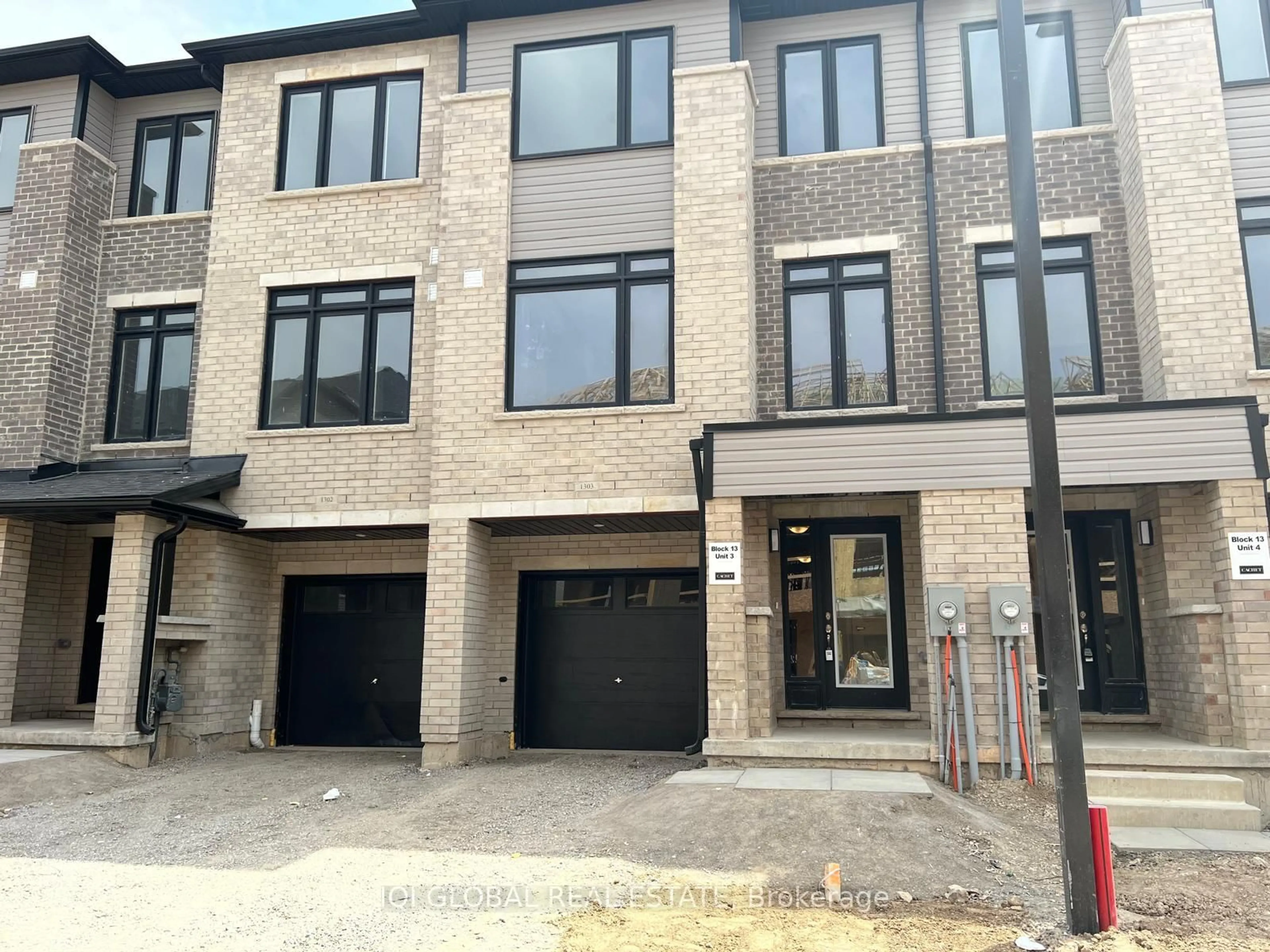 Home with brick exterior material, street for 585 Colborne St #1303, Brantford Ontario N3S 0K4
