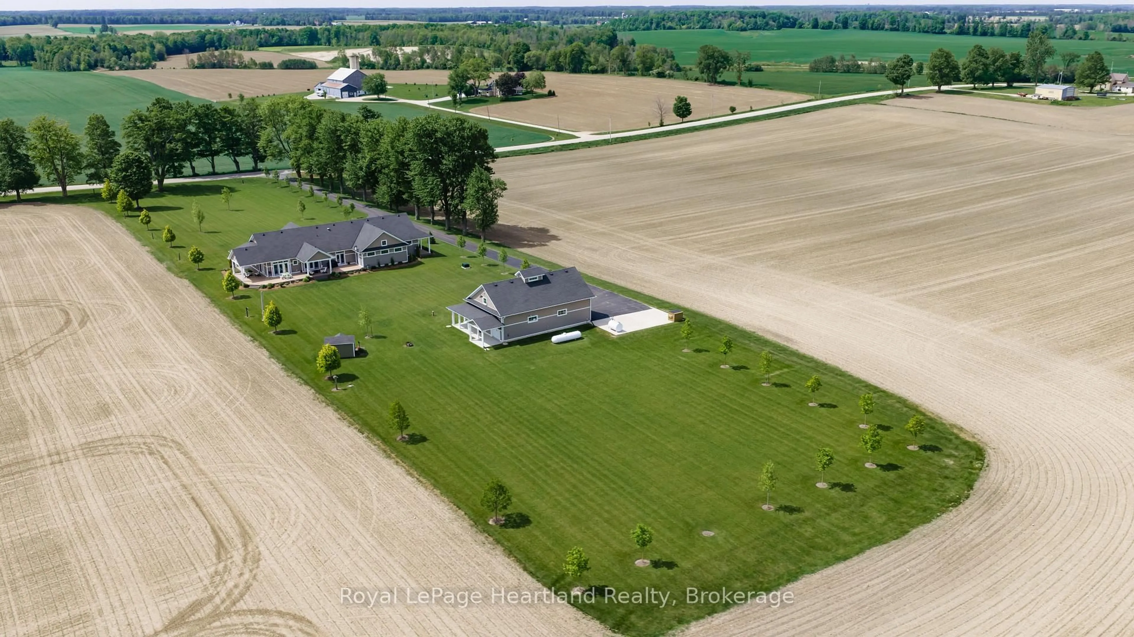 A pic from outside/outdoor area/front of a property/back of a property/a pic from drone, building for 5434 7th Line, Minto Ontario N0G 1Z0