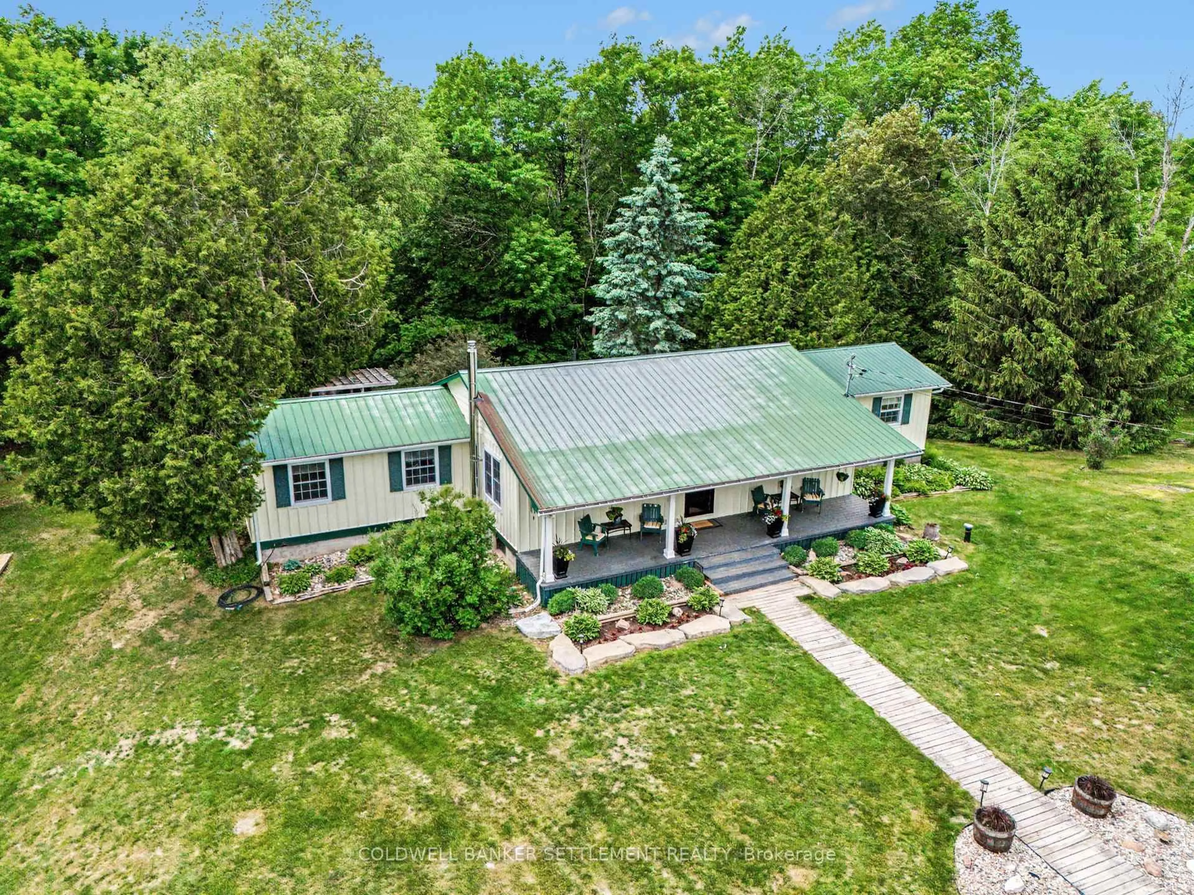 A pic from outside/outdoor area/front of a property/back of a property/a pic from drone, unknown for 3109 Narrows Lock Rd, Perth Ontario K7H 3C5