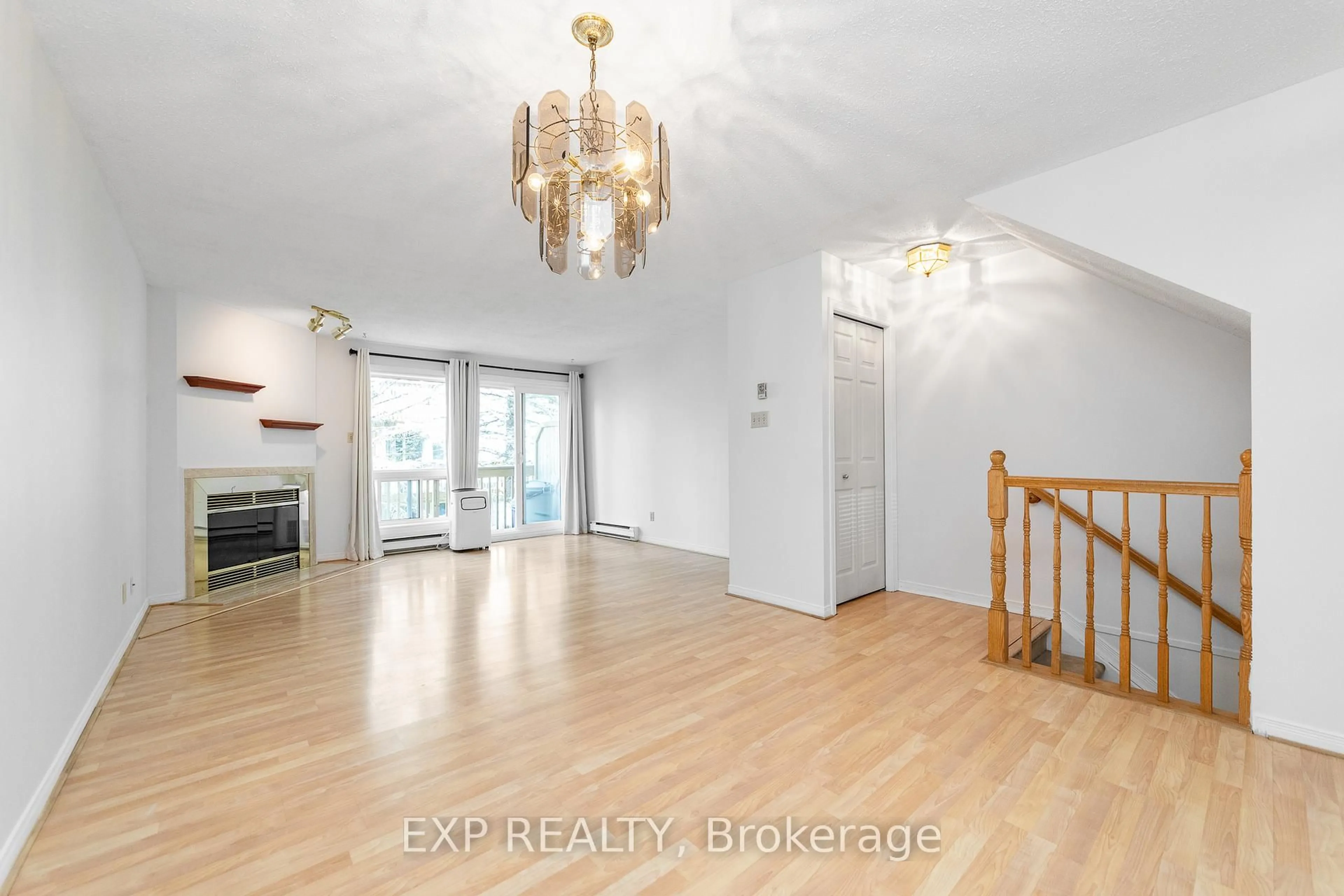 Unknown for 324 Briston Private, Ottawa Ontario K1G 5R2