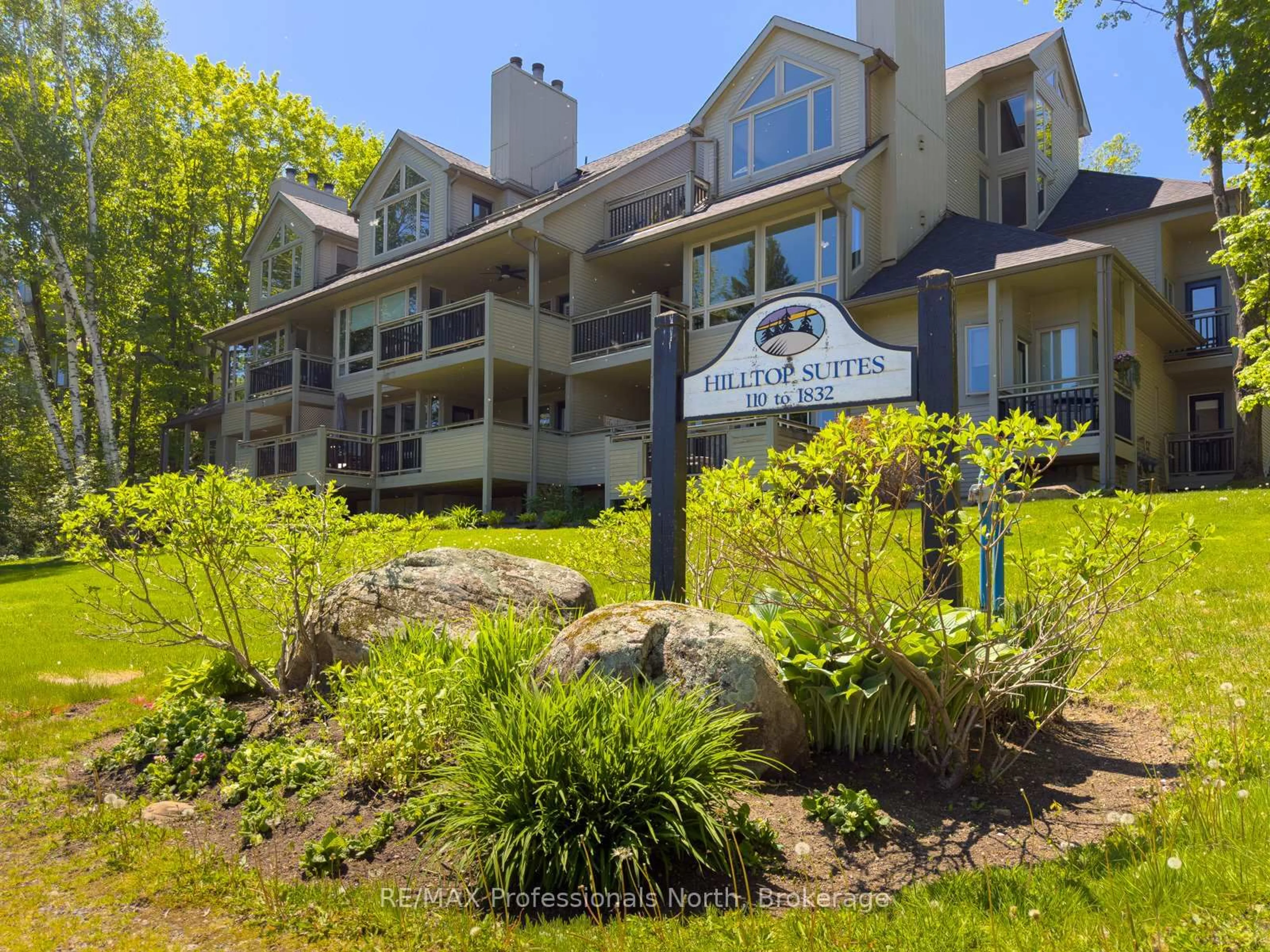 Unknown for 121 Grandview Hilltop Dr #121, Huntsville Ontario P1H 2J5