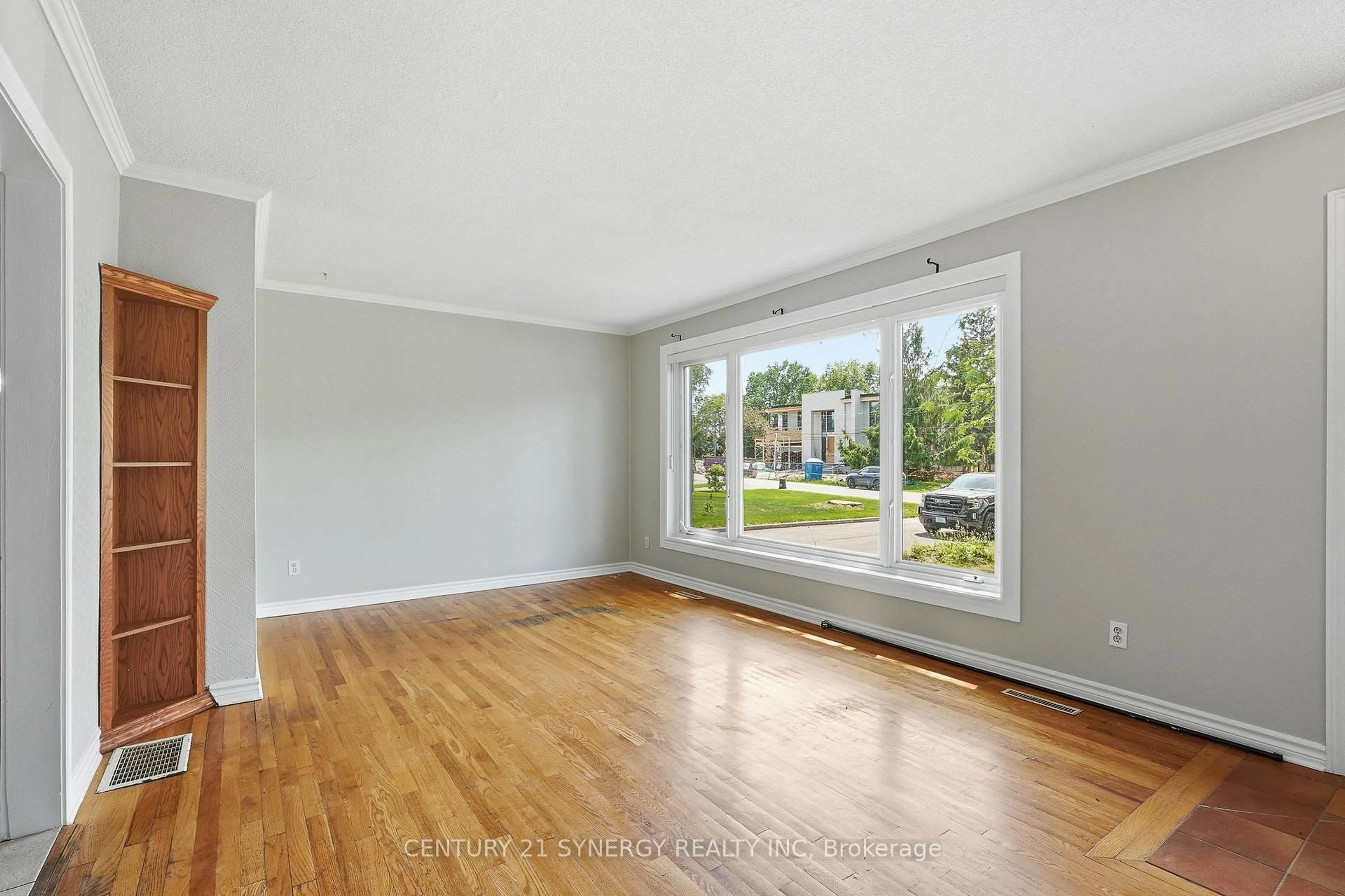 A pic of a room for 3941 Shirley Ave, Ottawa Ontario K1V 1H4
