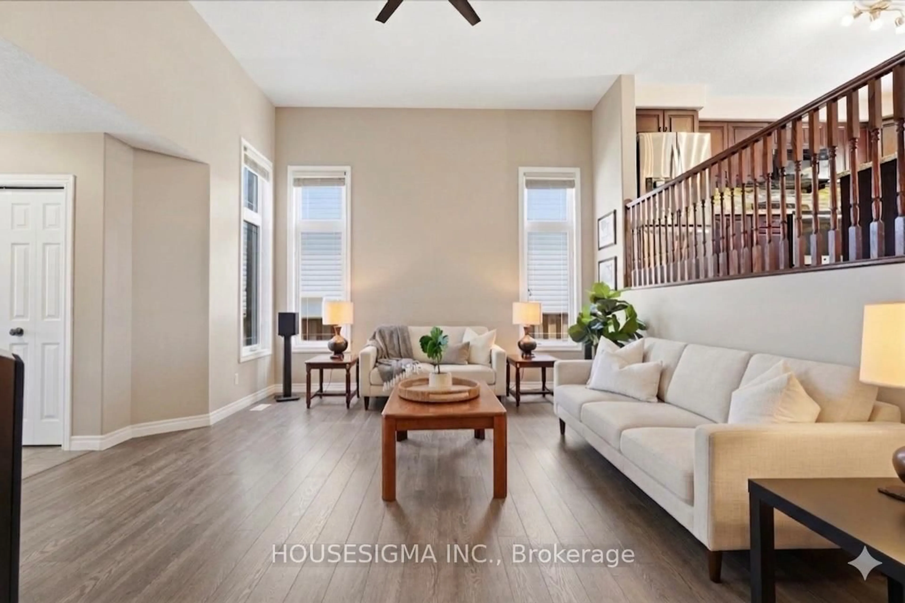 Living room with furniture, unknown for 28 Roth Ave, Wilmot Ontario N3A 4K8