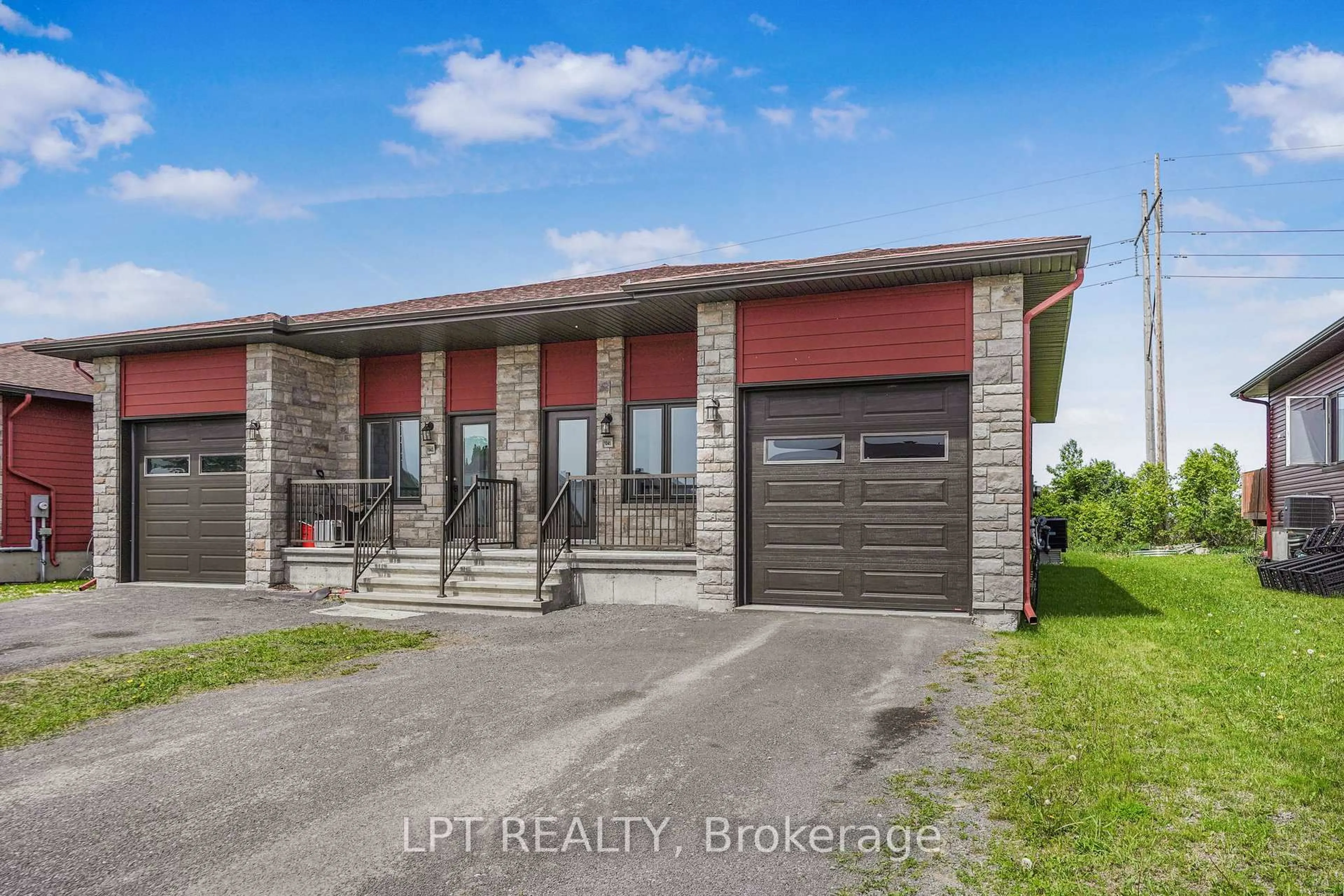 Home with brick exterior material, building for 1041 Jacynthe St, Hawkesbury Ontario K6A 3V9