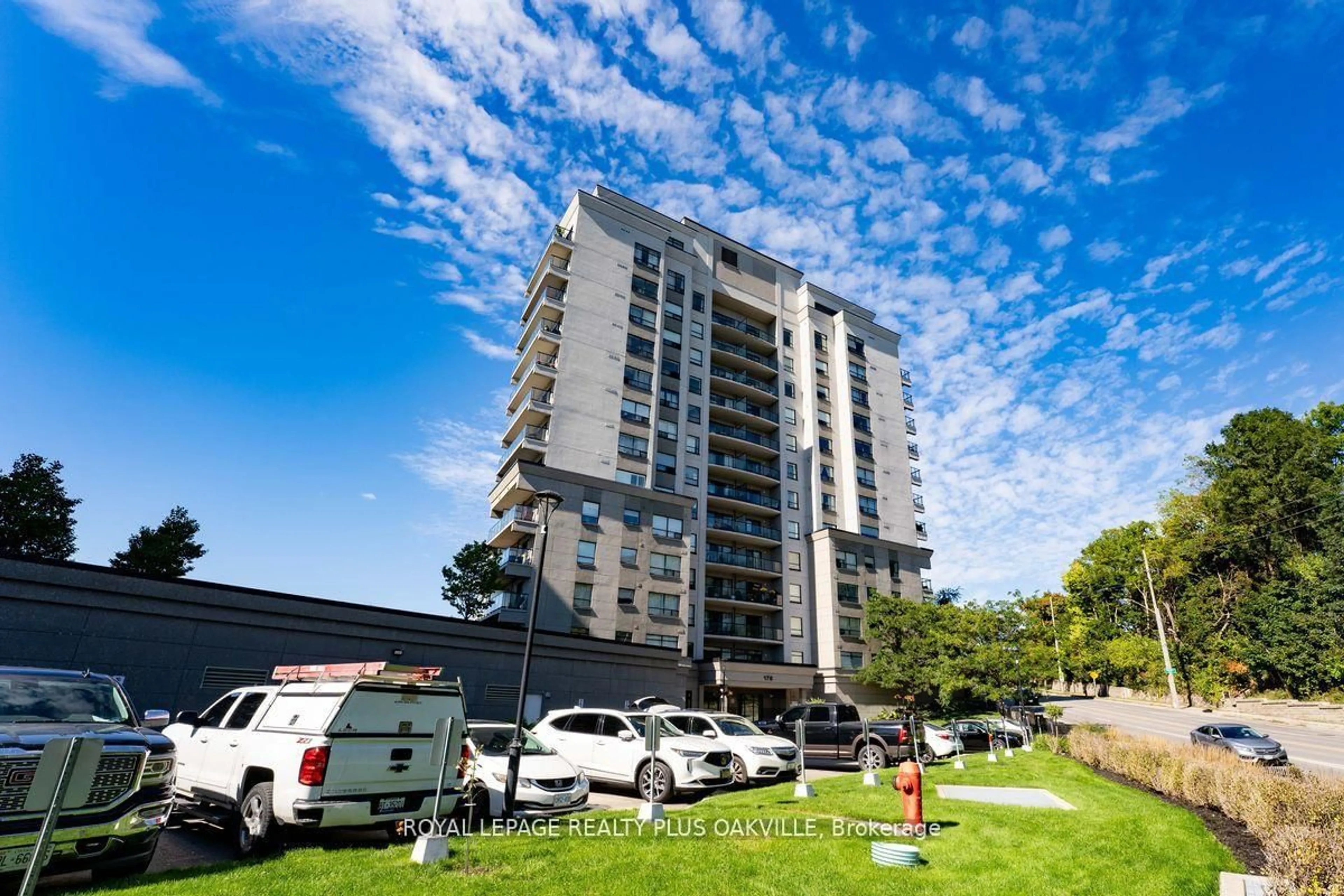 A pic from outside/outdoor area/front of a property/back of a property/a pic from drone, building for 170 Water St #1207, Cambridge Ontario N1R 3B6