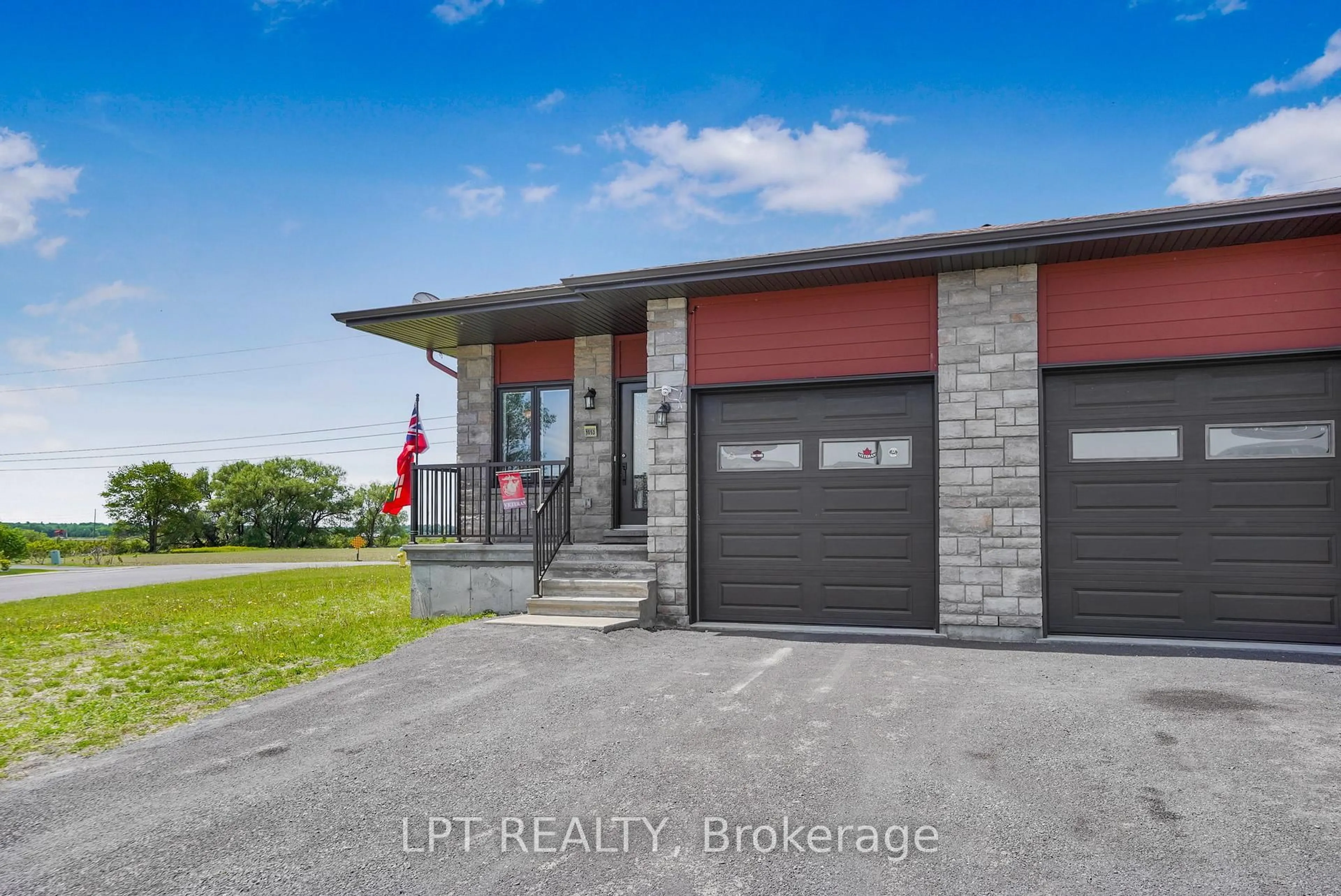 Unknown for 1053 Jacynthe St, Hawkesbury Ontario K6A 3V9