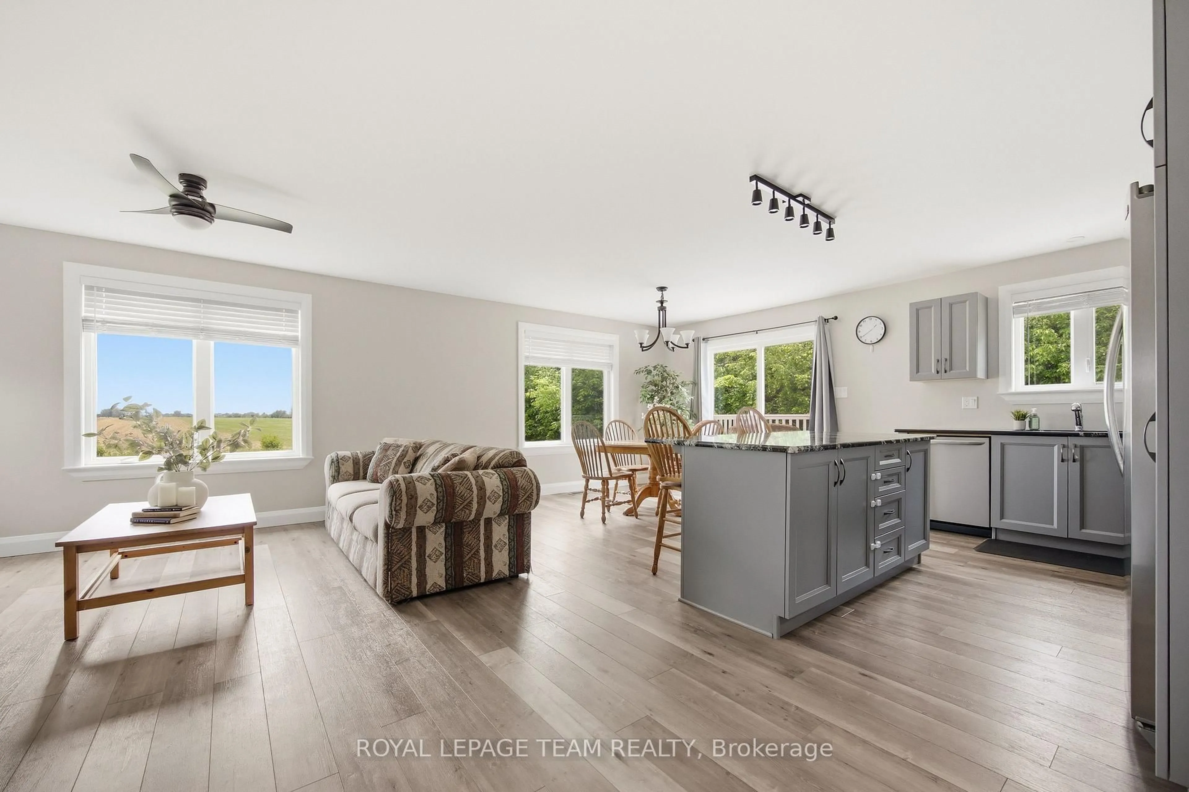 Open concept kitchen, unknown for 11435 Levere Rd, North Dundas Ontario K0E 1S0