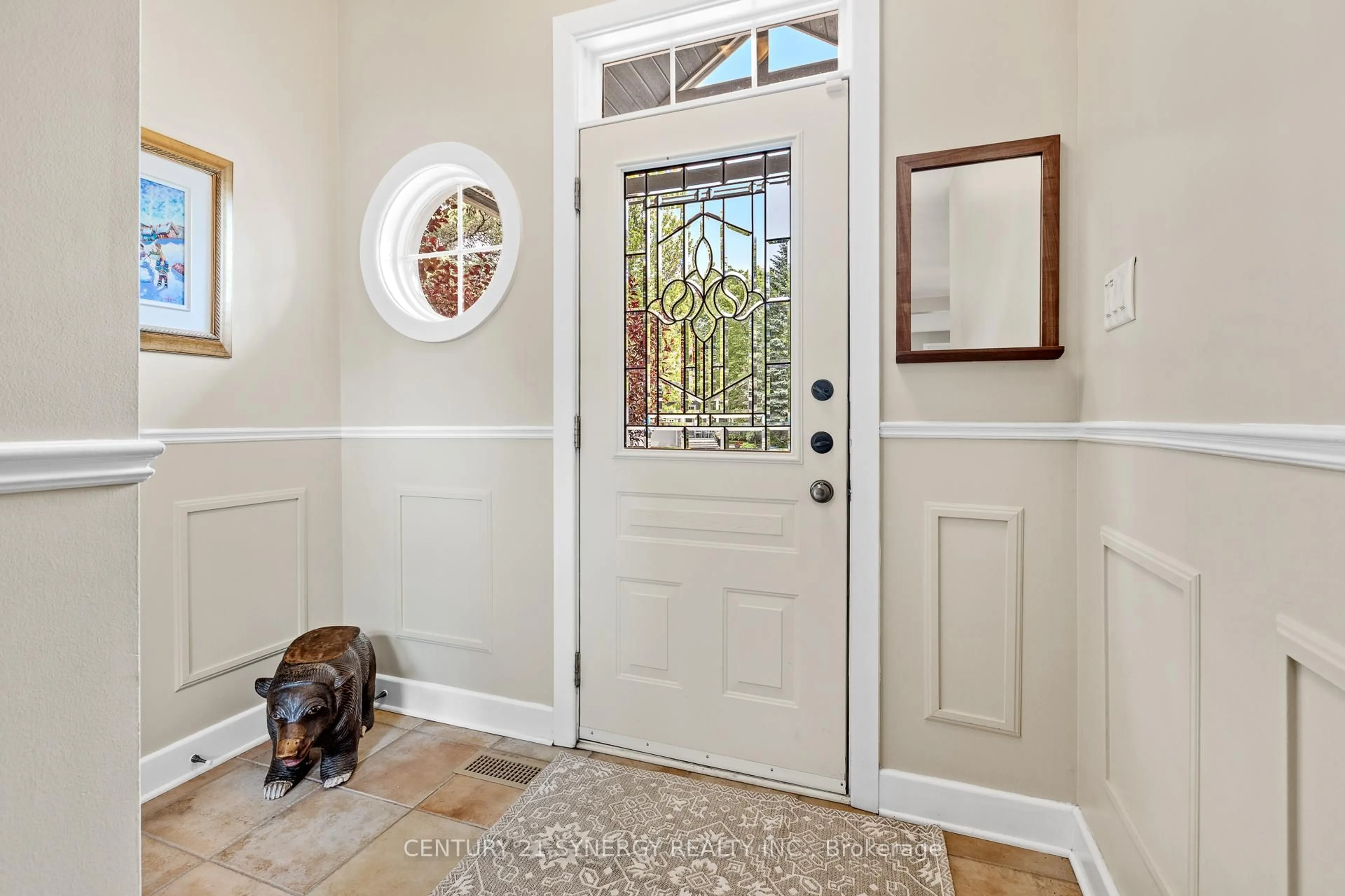 Indoor entryway for 45 Turtle Point Private, Kanata Ontario K2K 3P1