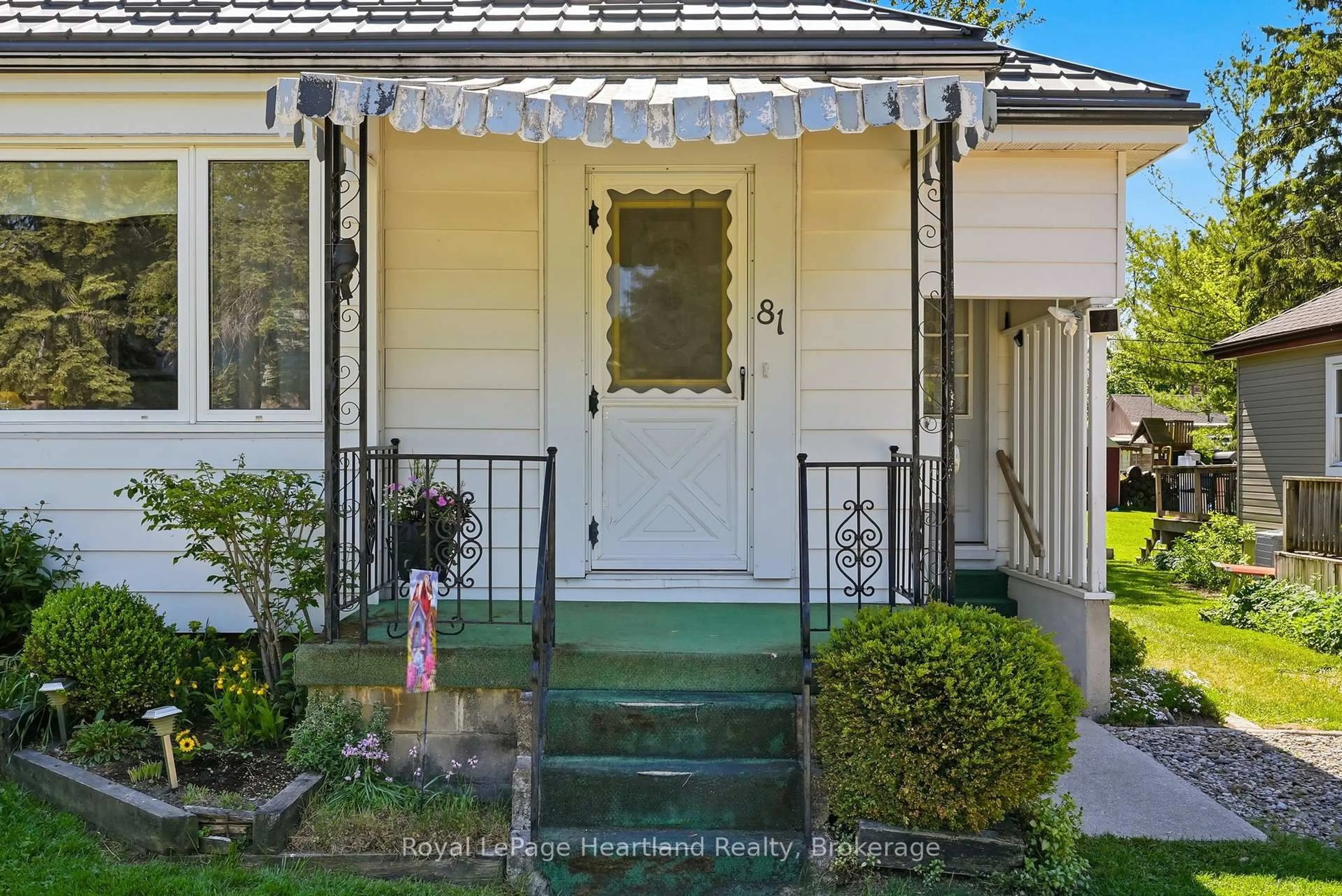 Unknown for 81 Catherine St, North Huron Ontario N0G 2W0