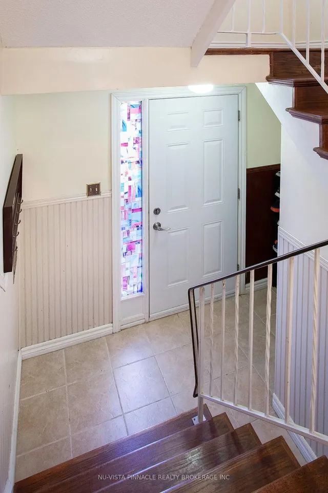 285 Bluevale St #13, Waterloo 4