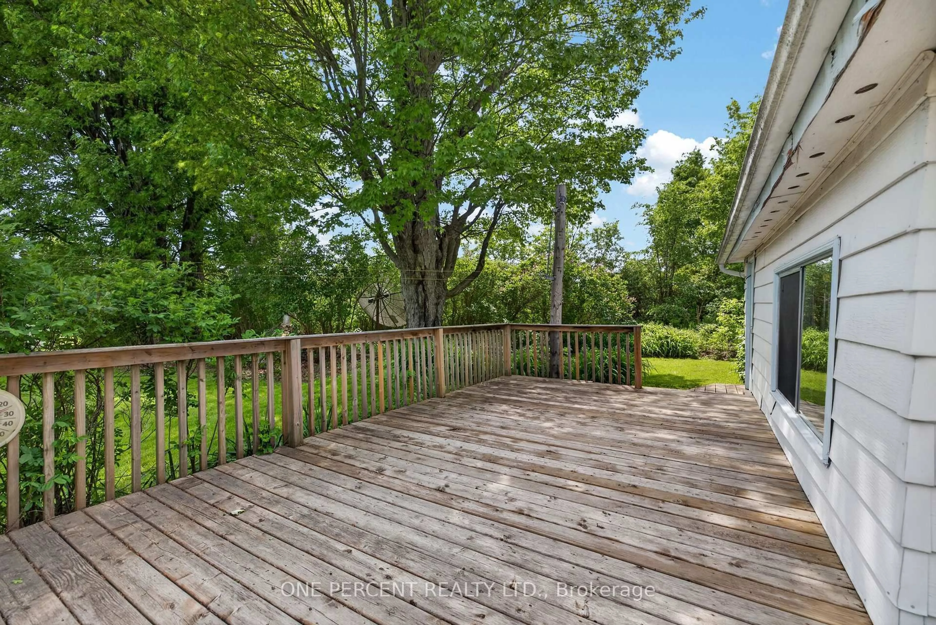 Patio, unknown for 918 Black Rd, North Grenville Ontario K0G 1T0