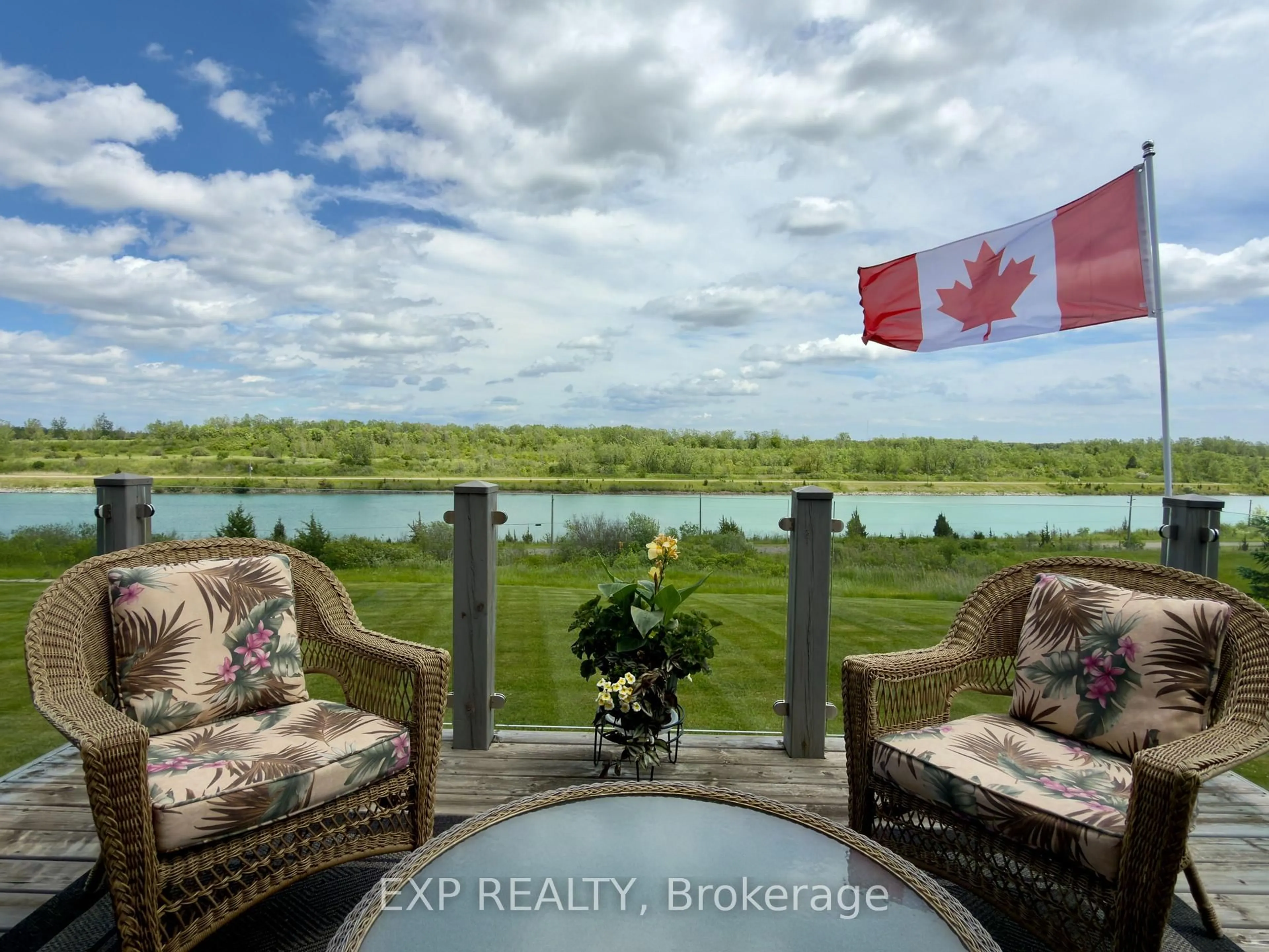 Patio, water/lake/river/ocean view for 121 Turnberry Tr, Welland Ontario L3B 0B7