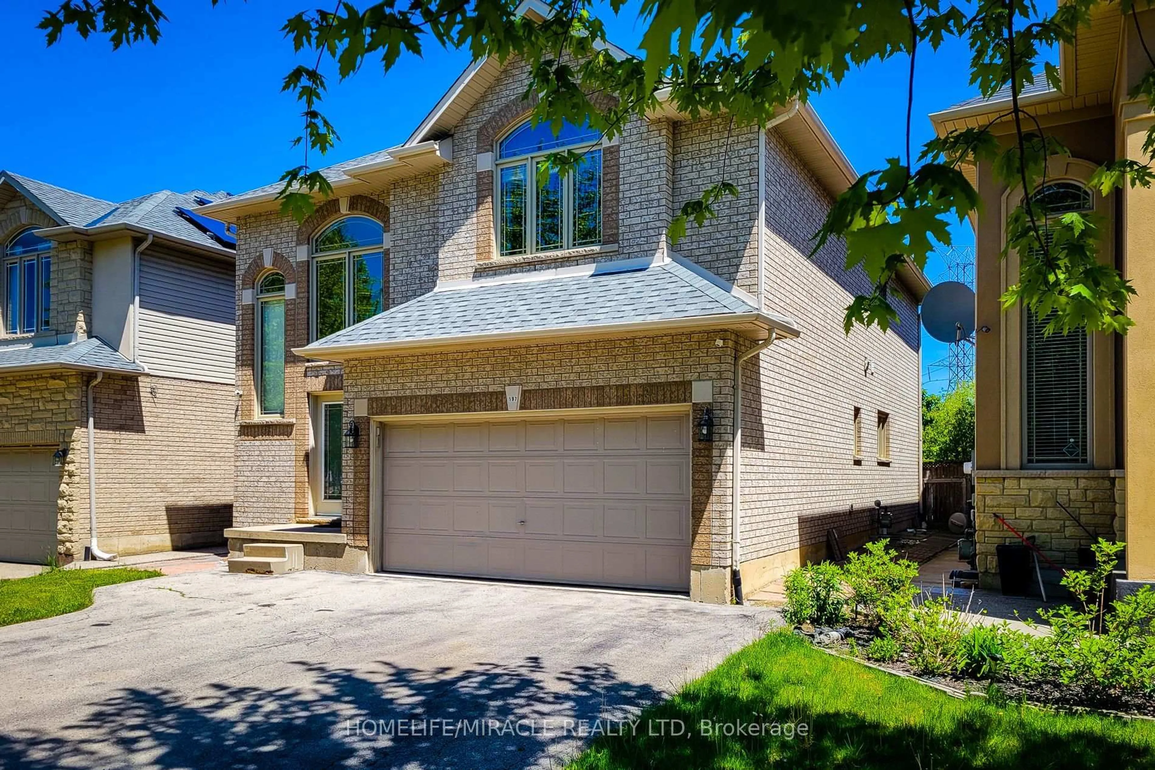 Home with brick exterior material, street for 197 Cloverleaf Dr, Hamilton Ontario L9K 1T4