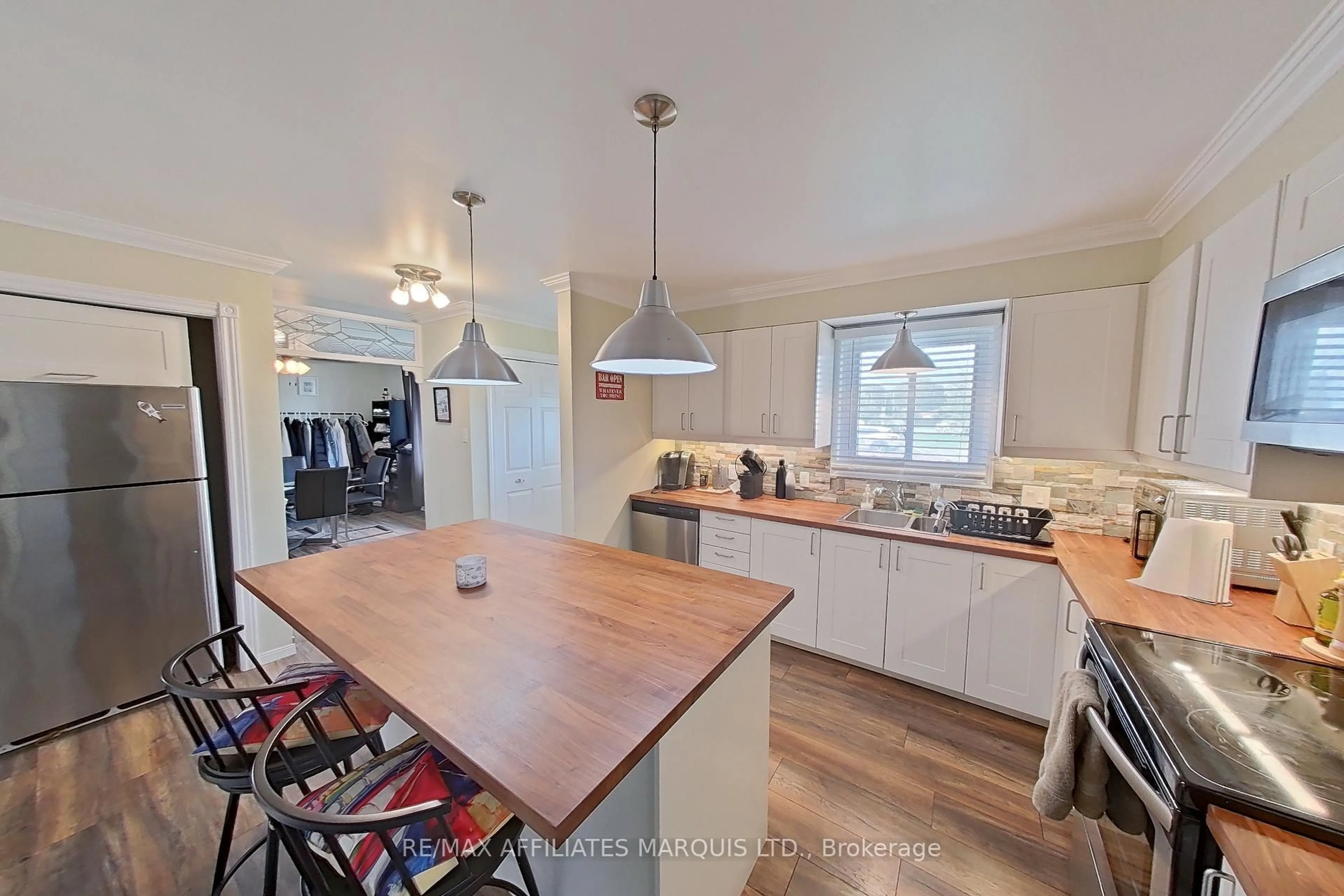 Open concept kitchen, unknown for 1101 Mcconnell Ave, Cornwall Ontario K6H 4N2
