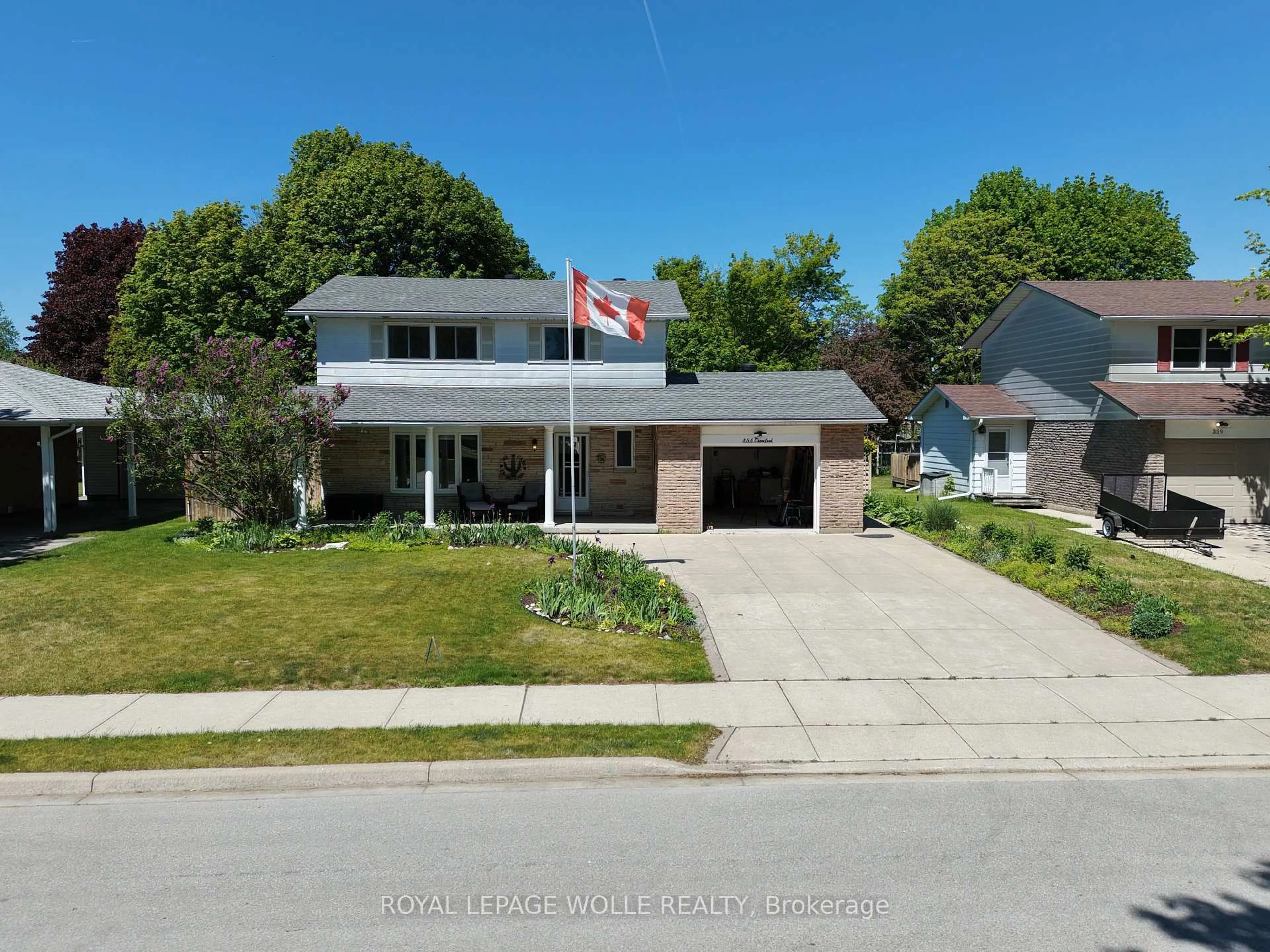 A pic from outside/outdoor area/front of a property/back of a property/a pic from drone, street for 353 Crawford St, Saugeen Shores Ontario N0H 2C2